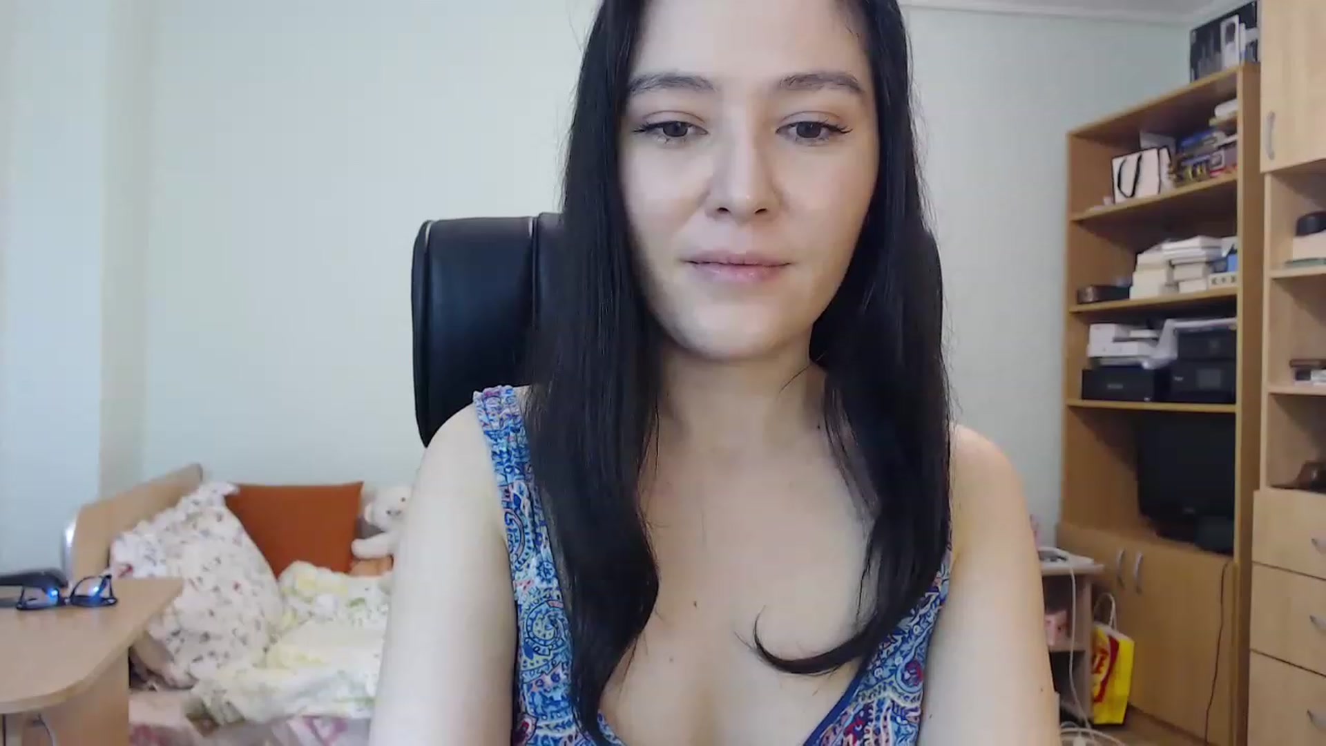 Gallery image thumbnail from TheMorrigan_'s myfreecams stream on, 02/01/2023, 20:10 image 18 of 20