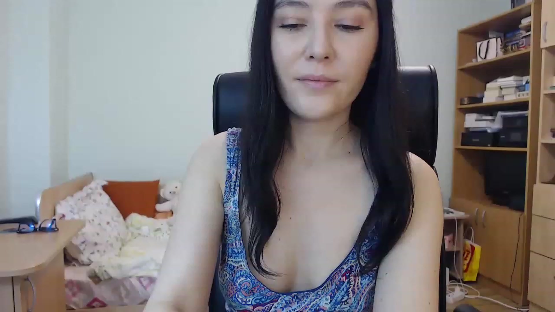 Gallery image thumbnail from TheMorrigan_'s myfreecams stream on, 02/01/2023, 20:10 image 3 of 20