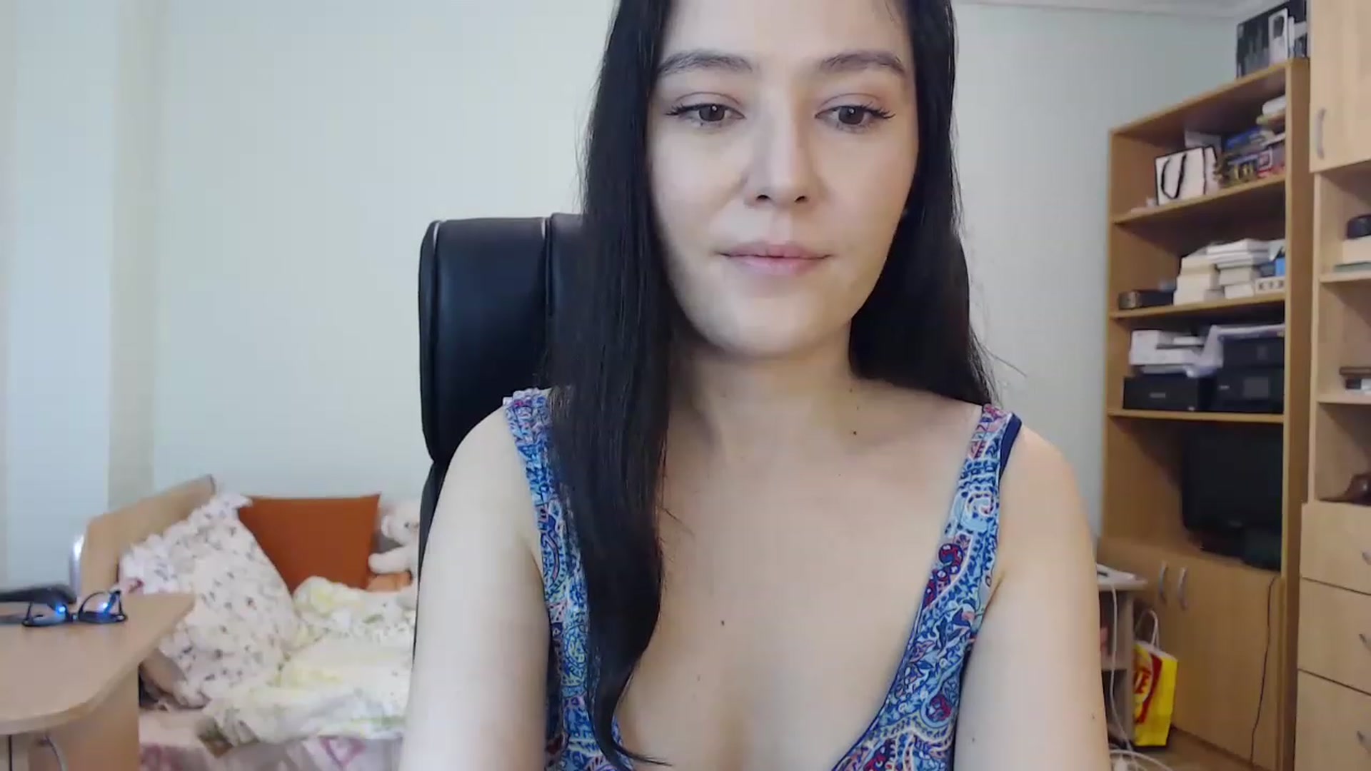Gallery image thumbnail from TheMorrigan_'s myfreecams stream on, 02/01/2023, 20:10 image 10 of 20