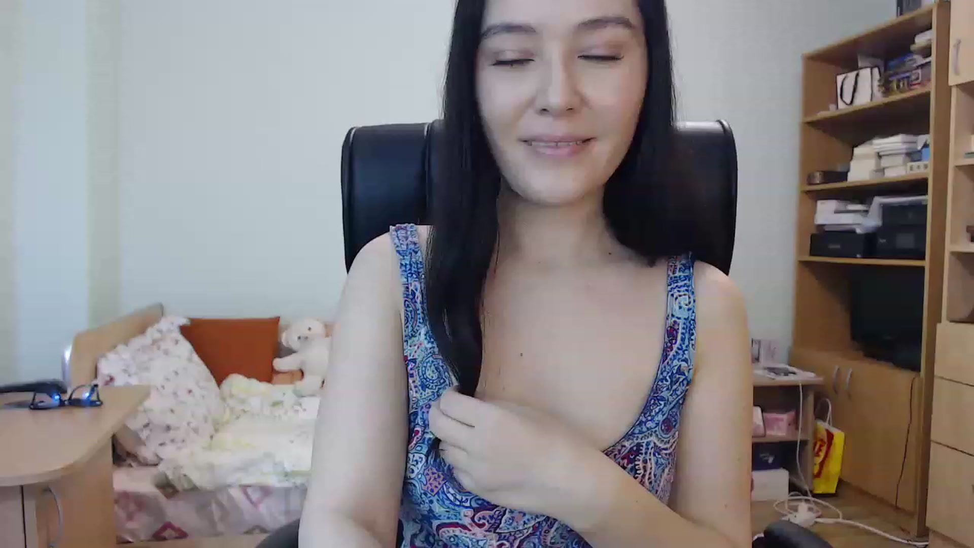 Gallery image thumbnail from TheMorrigan_'s myfreecams stream on, 02/01/2023, 20:10 image 5 of 20