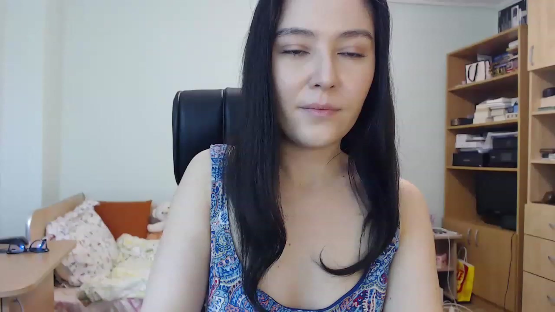 Gallery image thumbnail from TheMorrigan_'s myfreecams stream on, 02/01/2023, 20:10 image 19 of 20