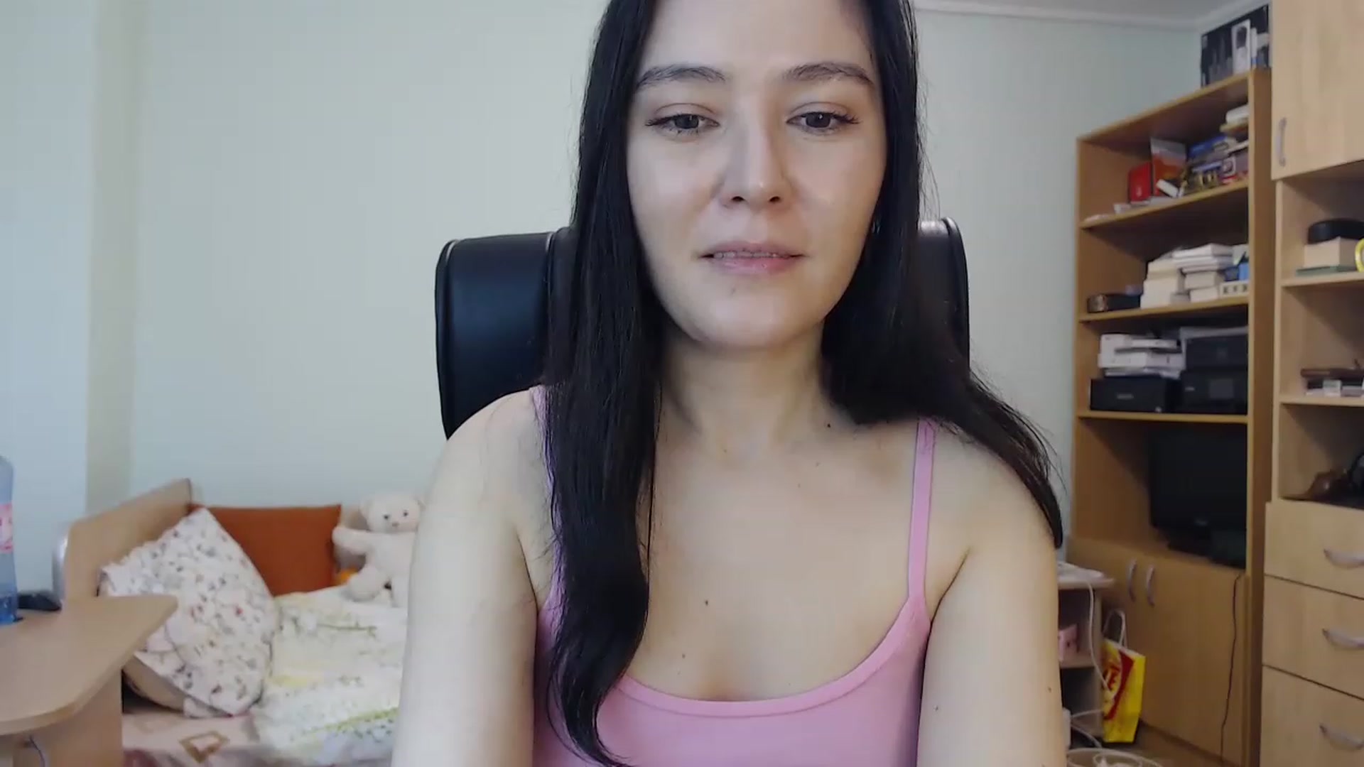 Gallery image thumbnail from TheMorrigan_'s myfreecams stream on, 02/02/2023, 19:15 image 13 of 20