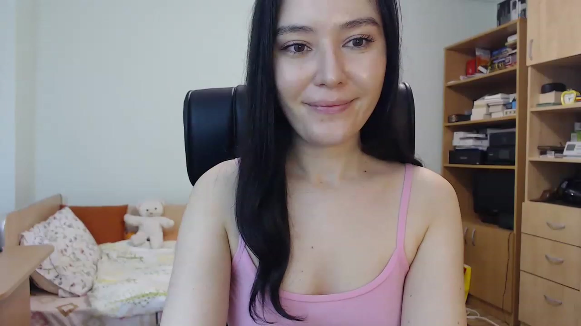 Gallery image thumbnail from TheMorrigan_'s myfreecams stream on, 02/02/2023, 21:16 image 4 of 20