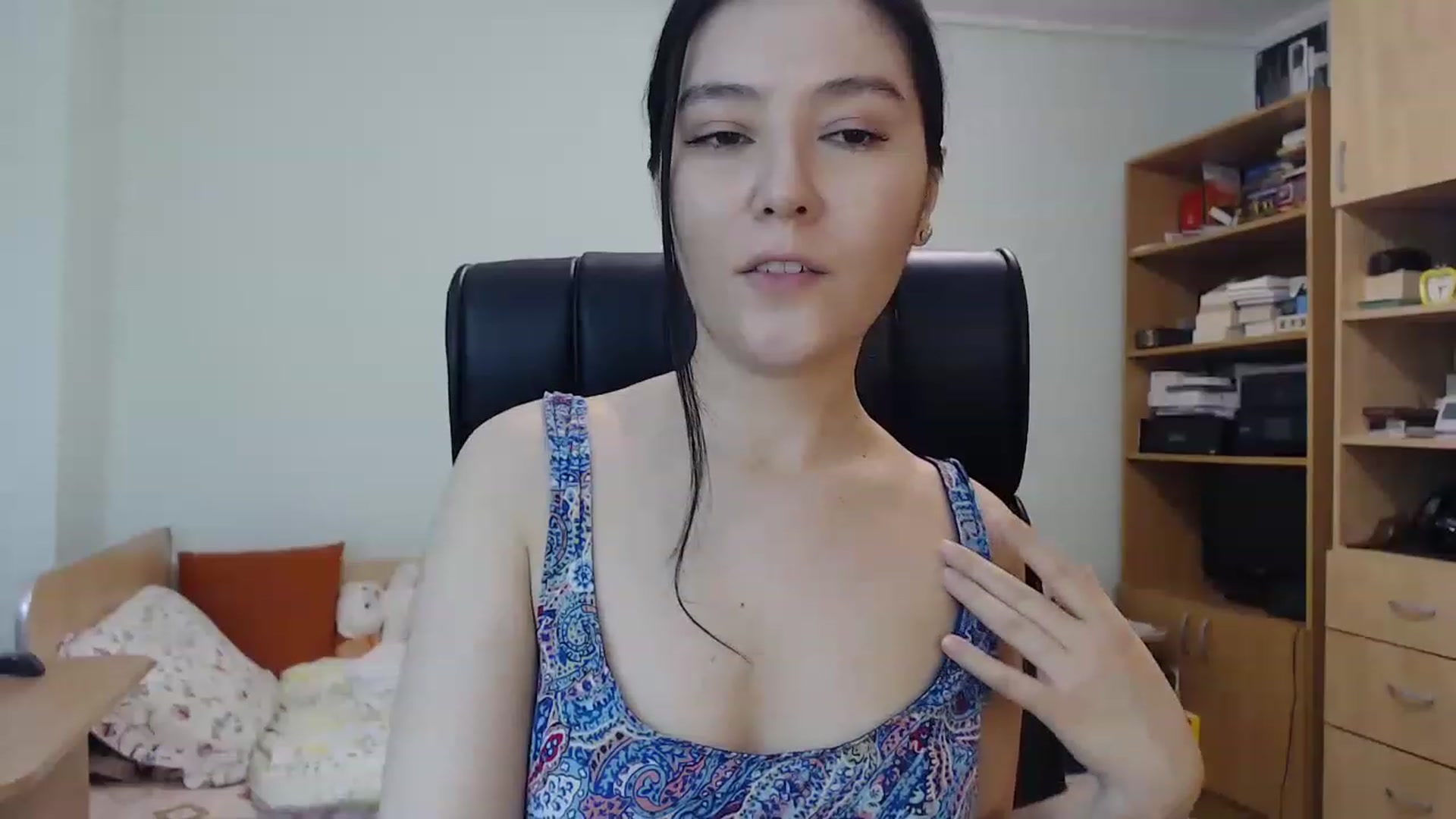 Gallery image thumbnail from TheMorrigan_'s myfreecams stream on, 02/03/2023, 23:31 image 2 of 20
