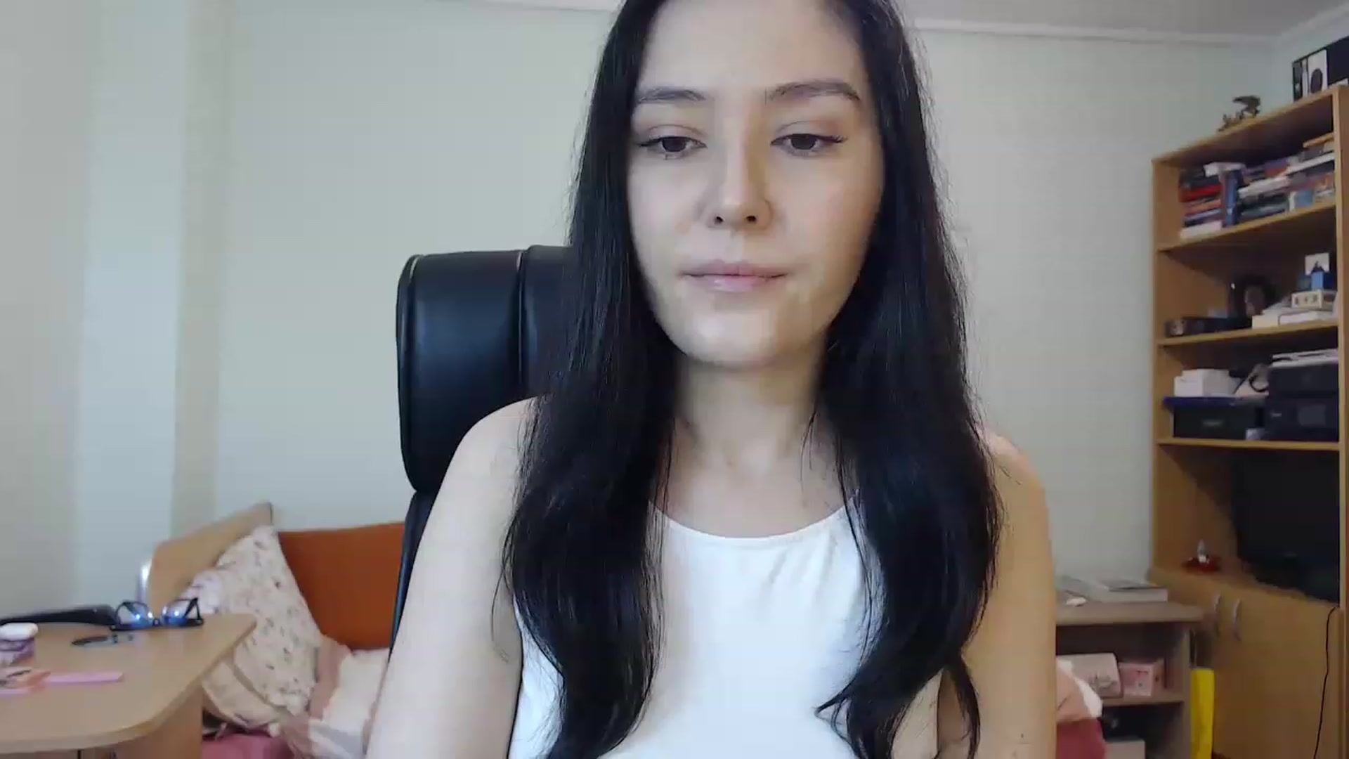 Gallery image thumbnail from TheMorrigan_'s myfreecams stream on, 02/19/2023, 21:21 image 3 of 20
