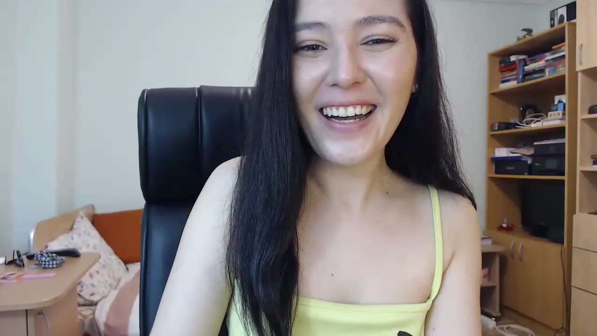 Gallery image thumbnail from TheMorrigan_'s myfreecams stream on, 03/02/2023, 22:03 image 8 of 20