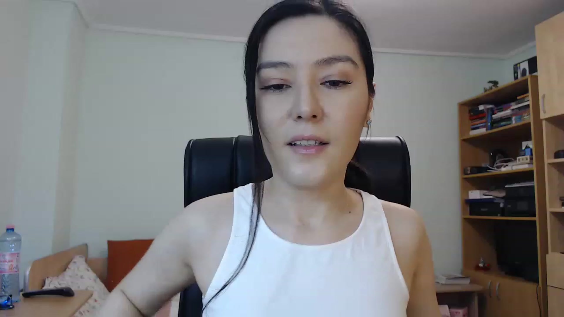 Gallery image thumbnail from TheMorrigan_'s myfreecams stream on, 03/04/2023, 19:36 image 7 of 20