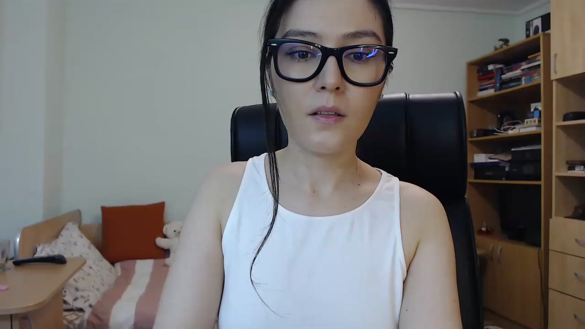 Gallery image thumbnail from TheMorrigan_'s myfreecams stream on, 03/04/2023, 21:32 image 20 of 20