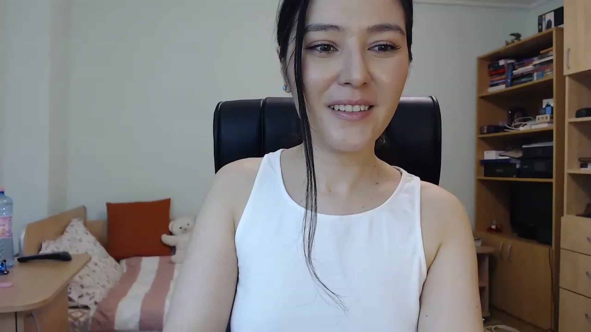 Gallery image thumbnail from TheMorrigan_'s myfreecams stream on, 03/04/2023, 21:32 image 7 of 20