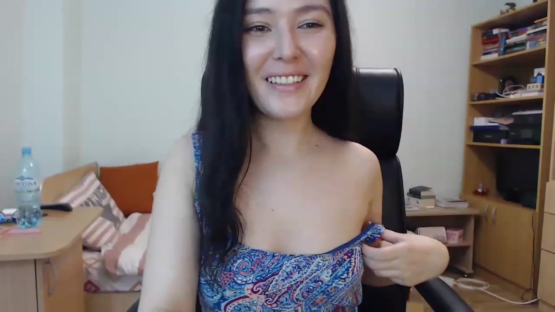 Gallery image thumbnail from TheMorrigan_'s myfreecams stream on, 03/07/2023, 20:17 image 10 of 20
