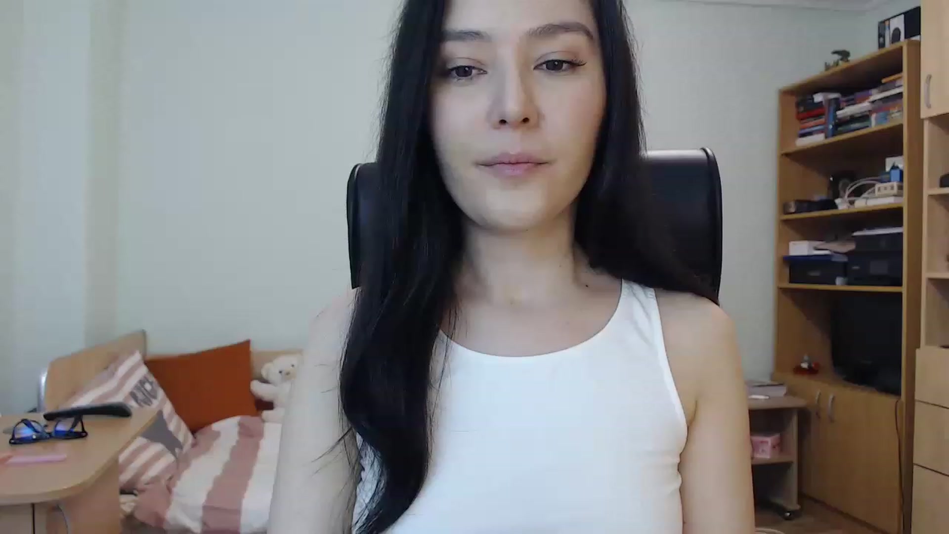 Gallery image thumbnail from TheMorrigan_'s myfreecams stream on, 03/09/2023, 21:20 image 17 of 20