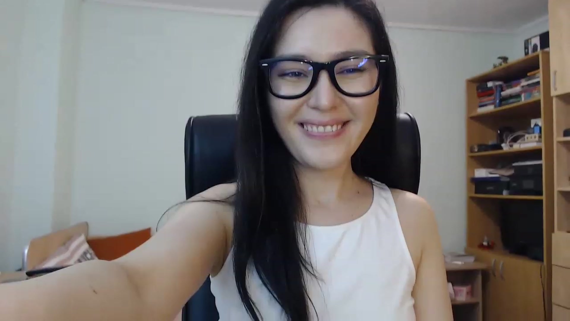 Gallery image thumbnail from TheMorrigan_'s myfreecams stream on, 03/09/2023, 21:40 image 10 of 20