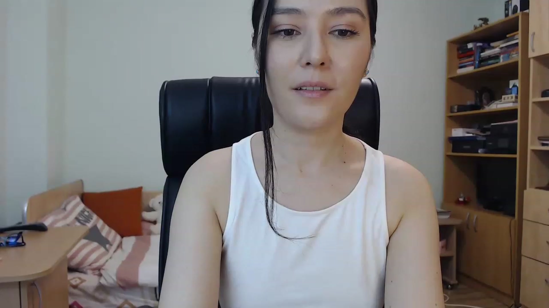 Gallery image thumbnail from TheMorrigan_'s myfreecams stream on, 03/14/2023, 20:22 image 8 of 20