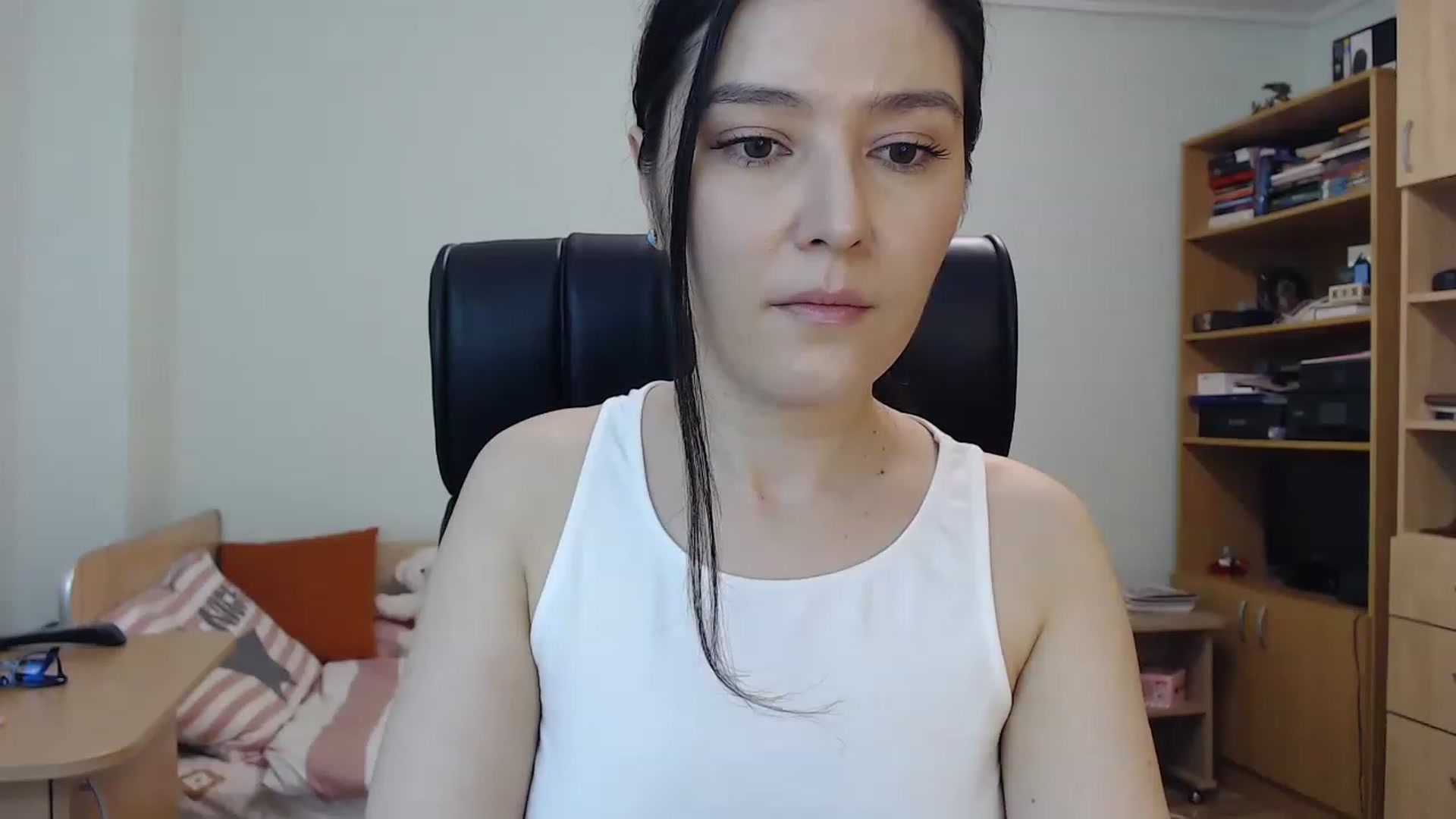 Gallery image thumbnail from TheMorrigan_'s myfreecams stream on, 03/14/2023, 20:22 image 3 of 20