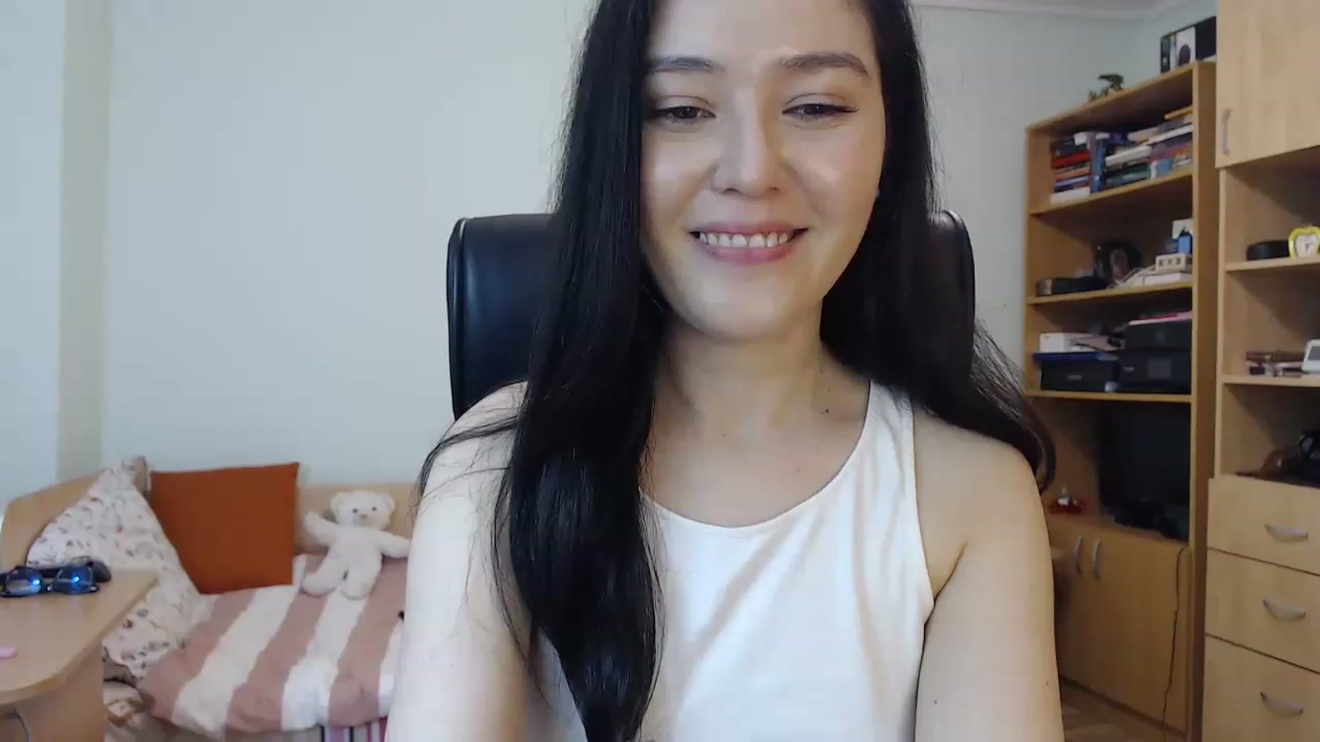 Gallery image thumbnail from TheMorrigan_'s myfreecams stream on, 03/23/2023, 22:31 image 20 of 20