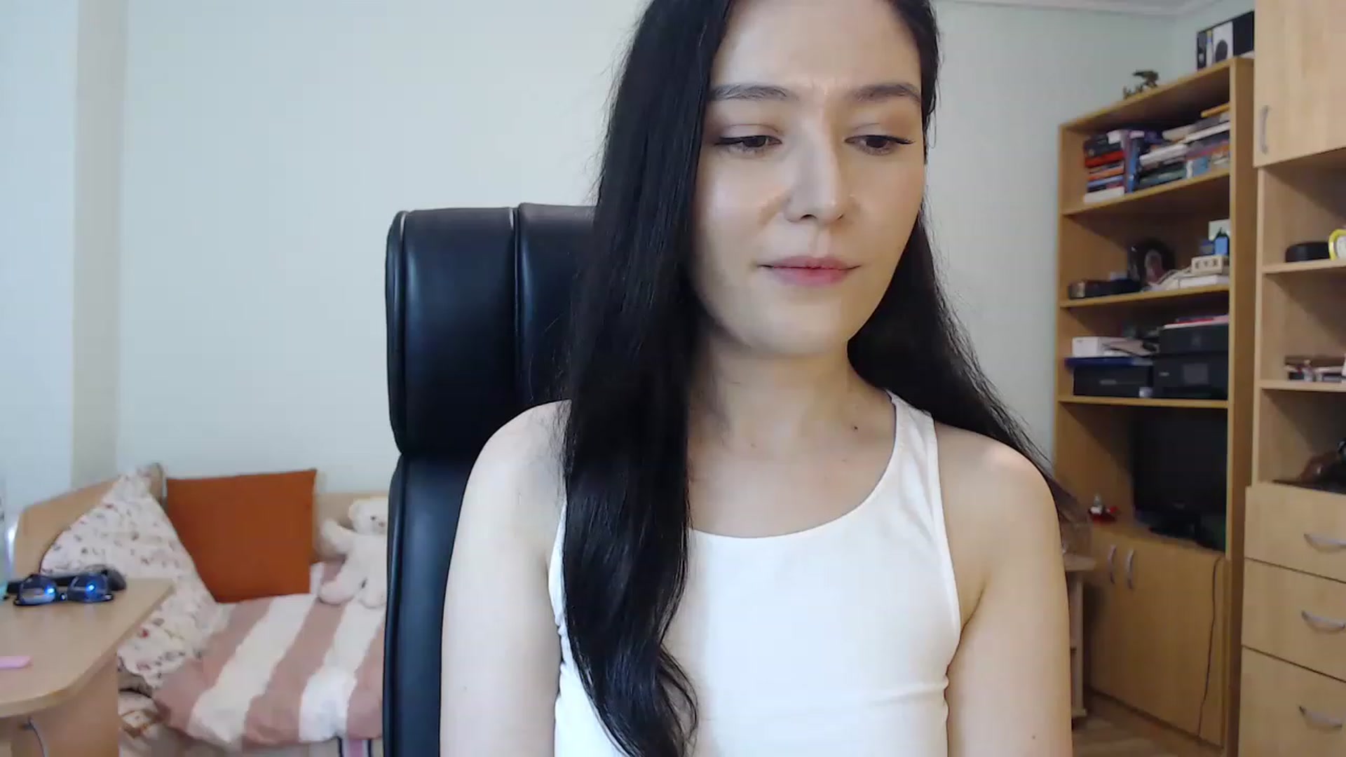 Gallery image thumbnail from TheMorrigan_'s myfreecams stream on, 03/23/2023, 22:31 image 9 of 20