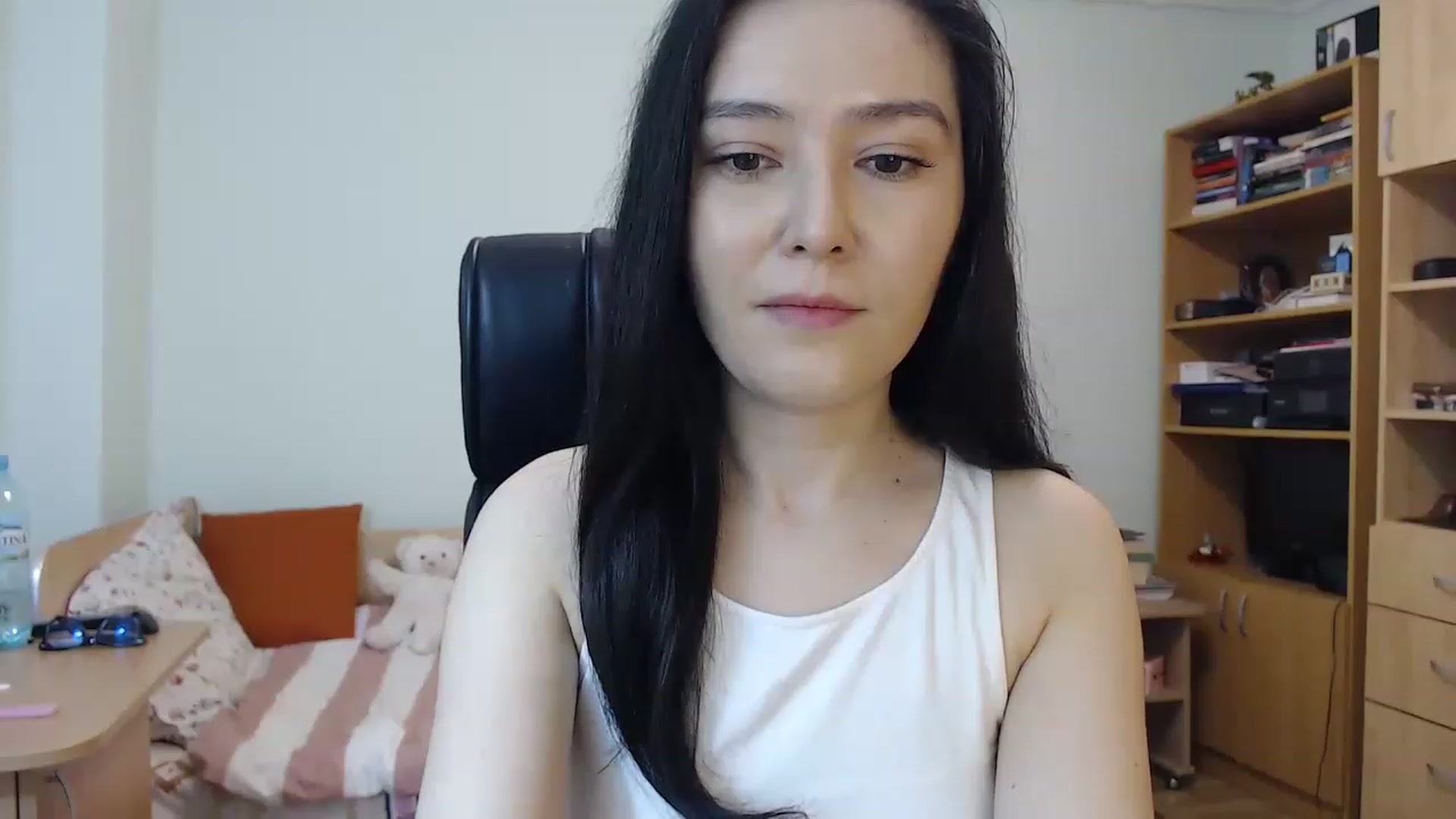 Gallery image thumbnail from TheMorrigan_'s myfreecams stream on, 03/23/2023, 22:31 image 4 of 20