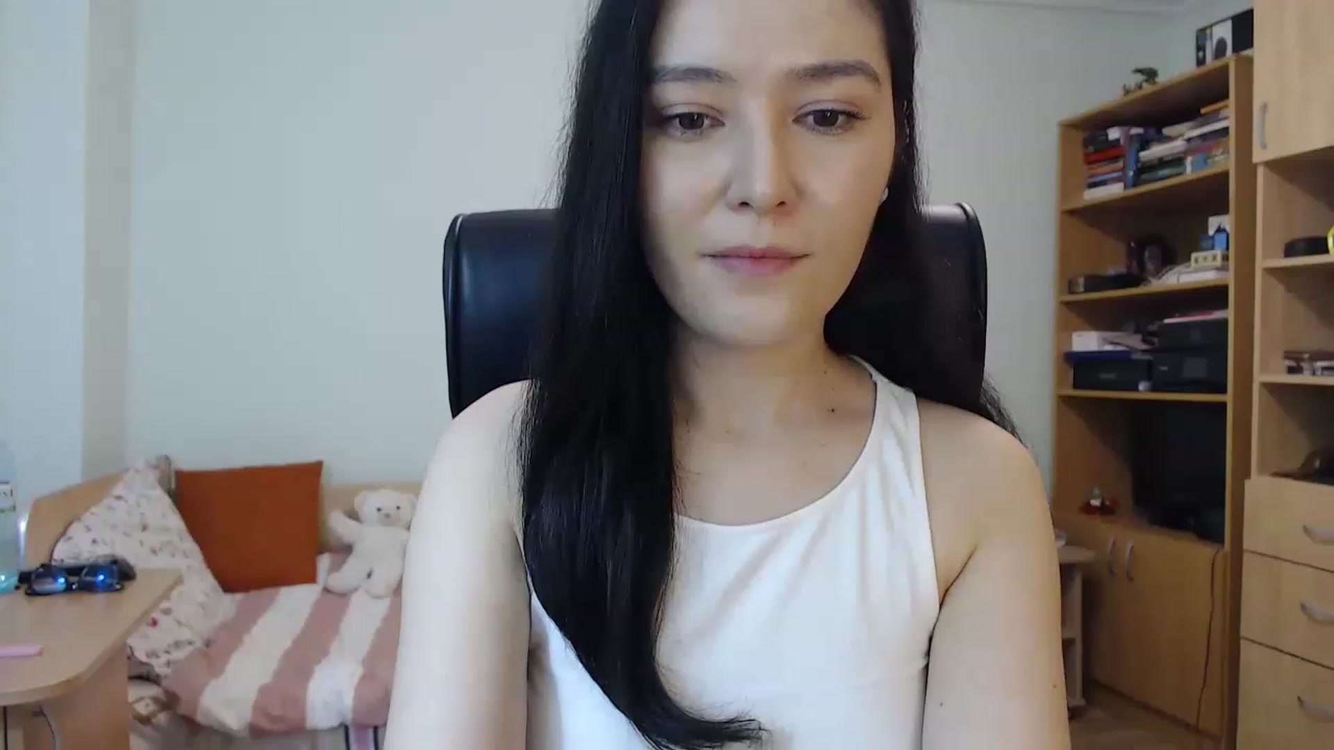 Gallery image thumbnail from TheMorrigan_'s myfreecams stream on, 03/23/2023, 22:31 image 6 of 20