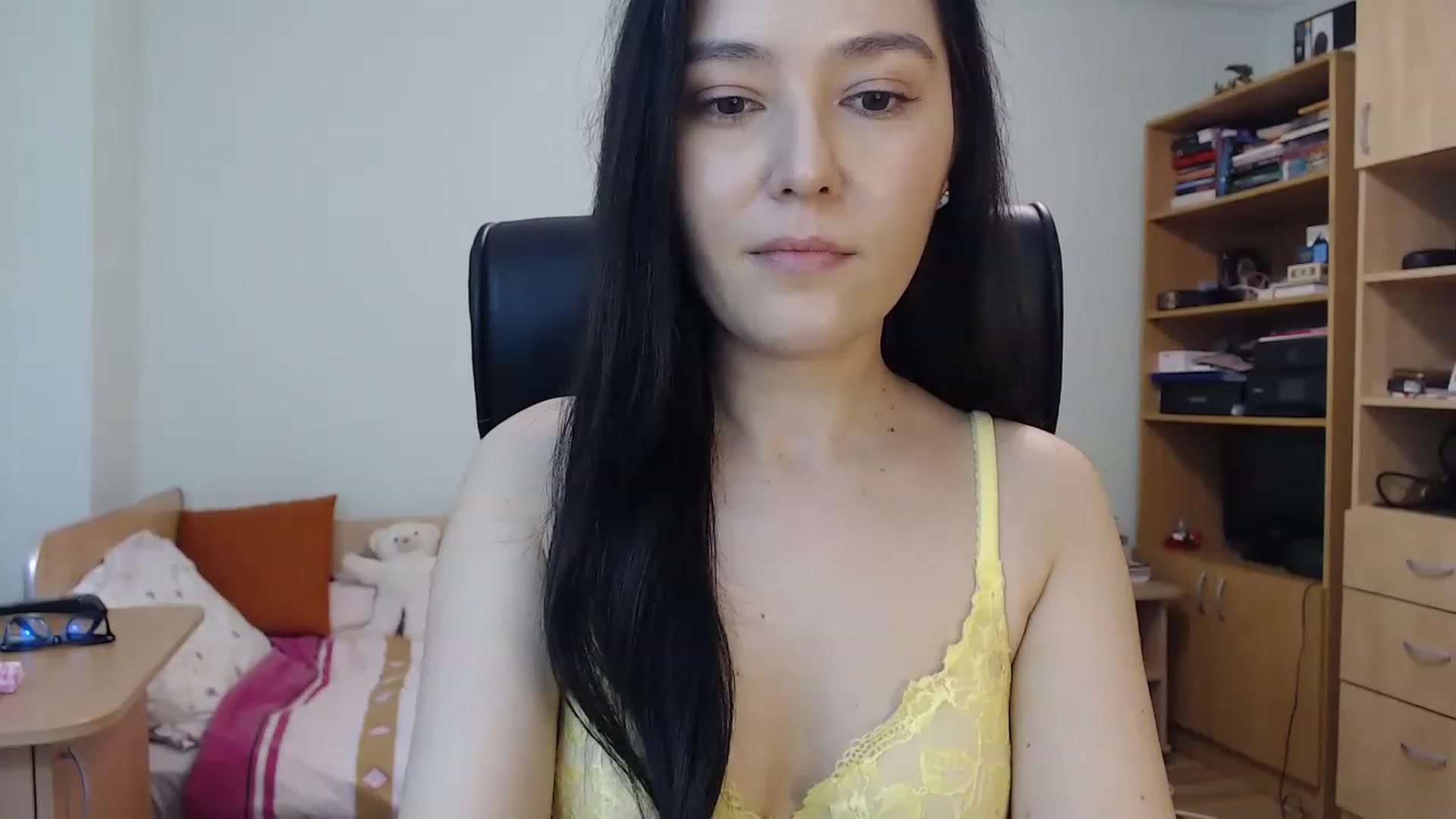 Gallery image thumbnail from TheMorrigan_'s myfreecams stream on, 03/30/2023, 21:05 image 7 of 20