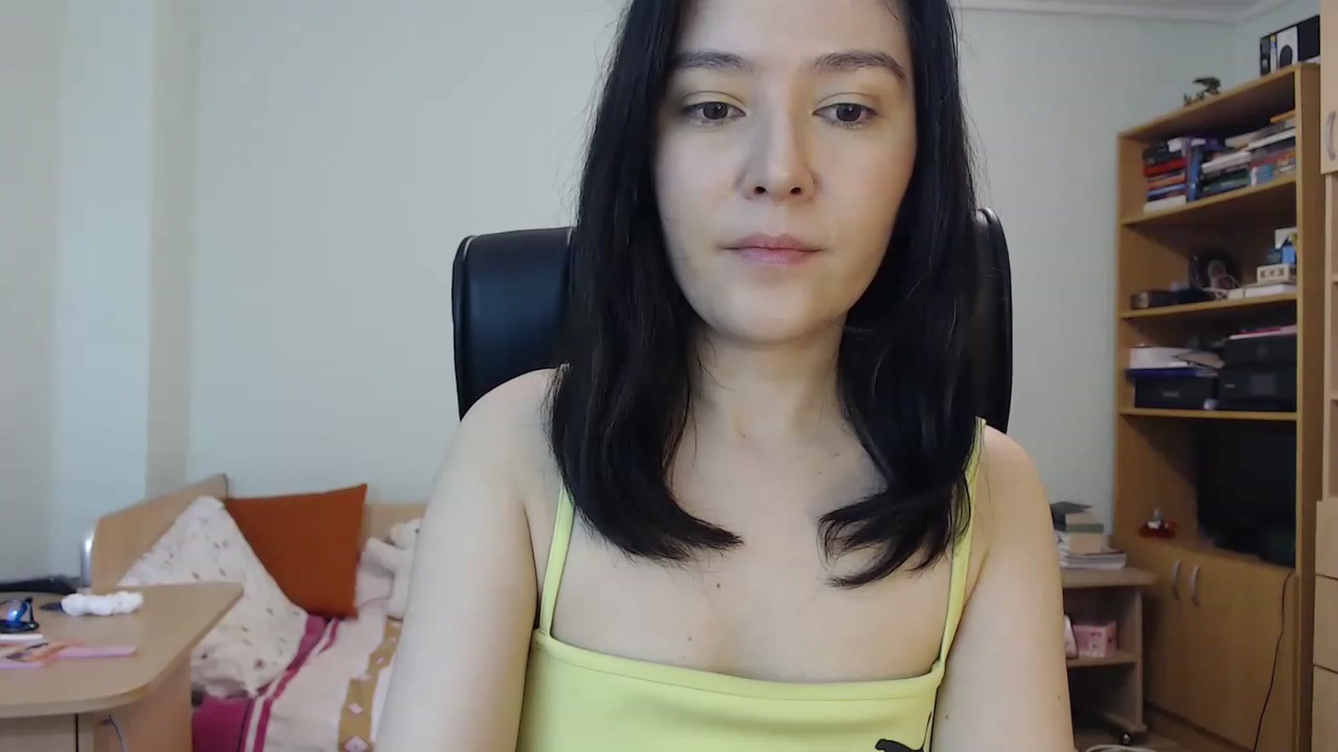 Gallery image thumbnail from TheMorrigan_'s myfreecams stream on, 04/07/2023, 19:37 image 17 of 20