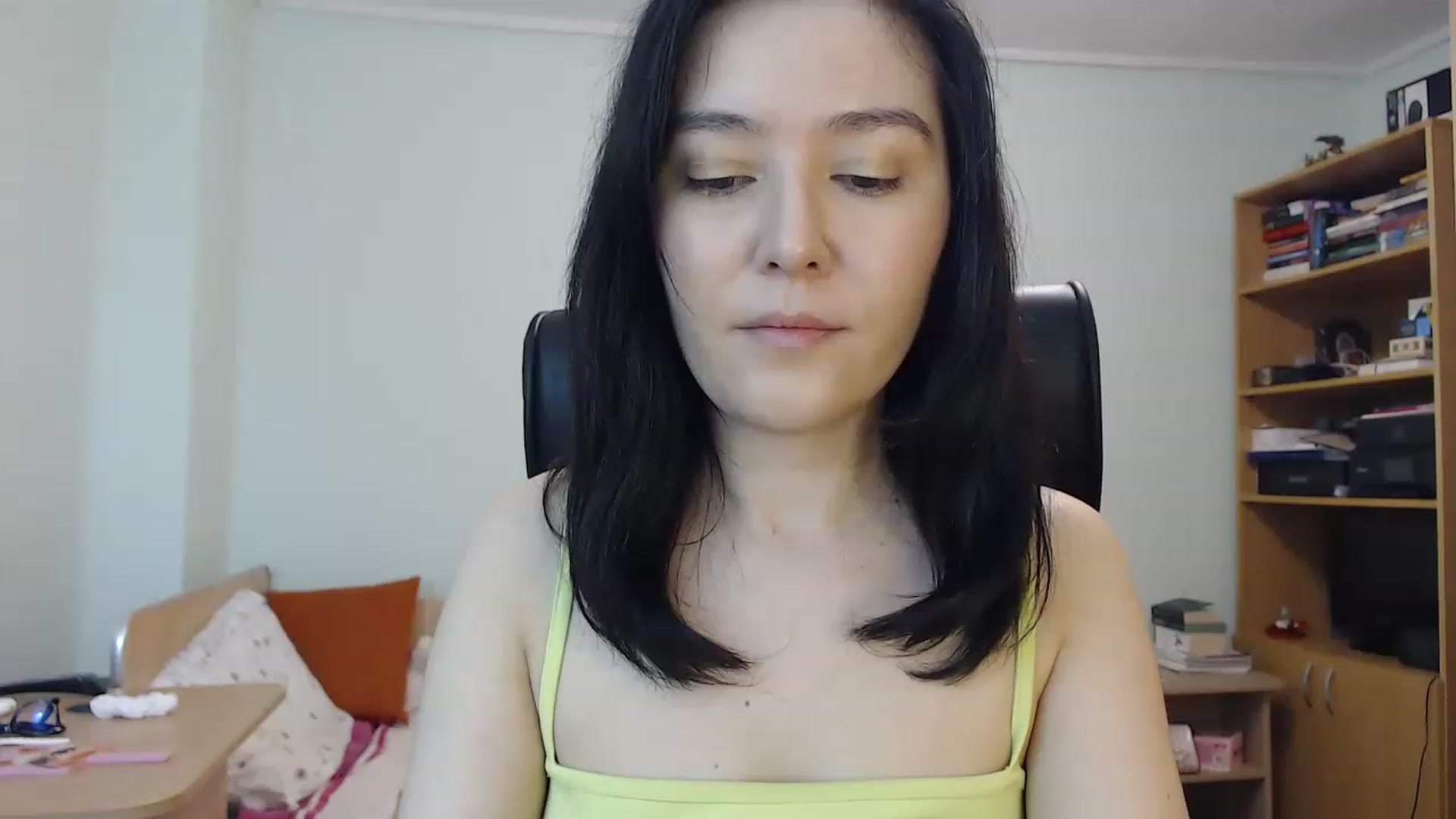 Gallery image thumbnail from TheMorrigan_'s myfreecams stream on, 04/07/2023, 19:37 image 1 of 20