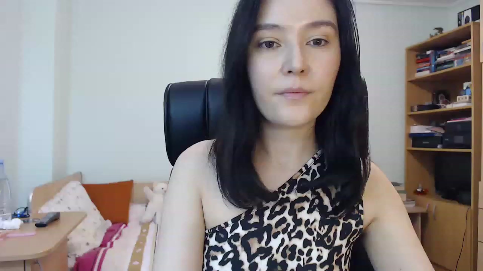 Gallery image thumbnail from TheMorrigan_'s myfreecams stream on, 04/08/2023, 20:16 image 20 of 20
