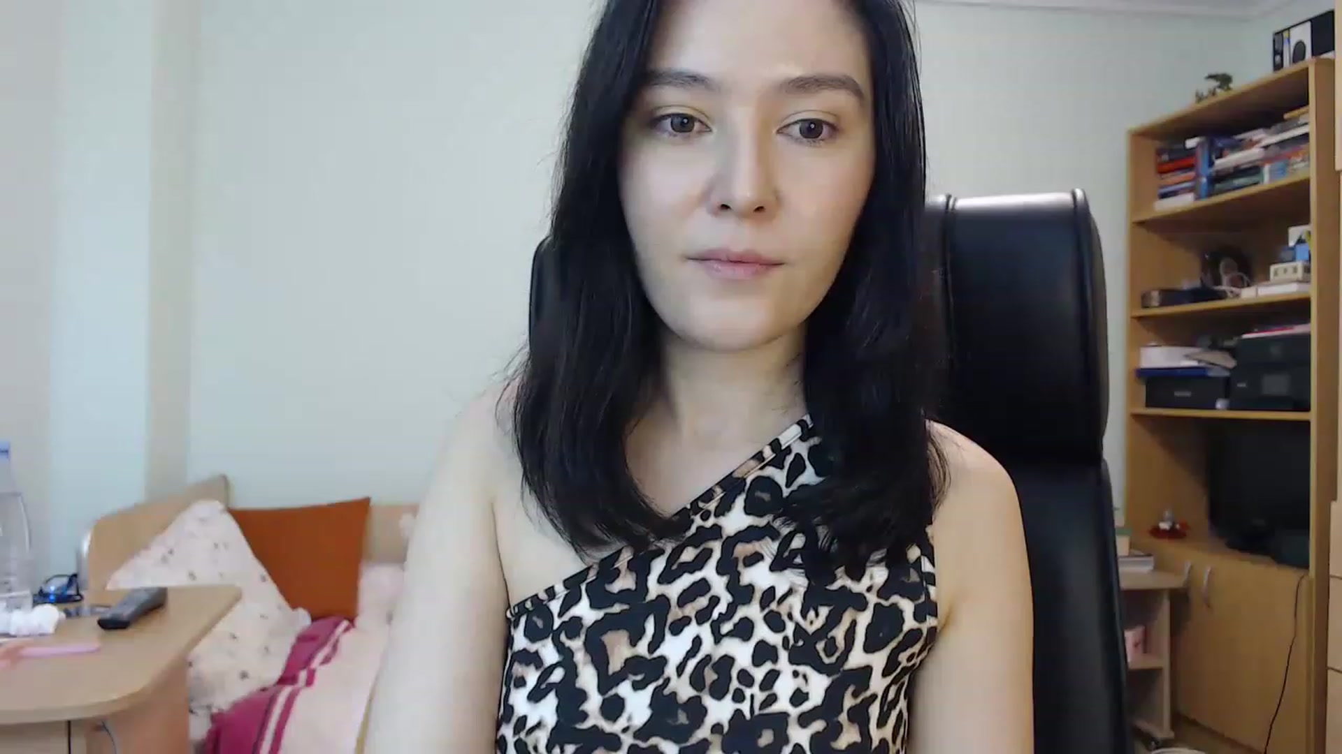 Gallery image thumbnail from TheMorrigan_'s myfreecams stream on, 04/08/2023, 20:16 image 10 of 20