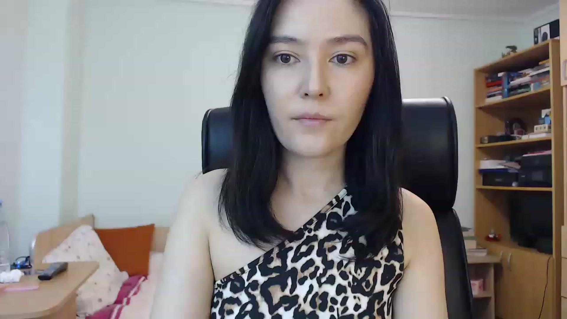 Gallery image thumbnail from TheMorrigan_'s myfreecams stream on, 04/08/2023, 20:16 image 1 of 20