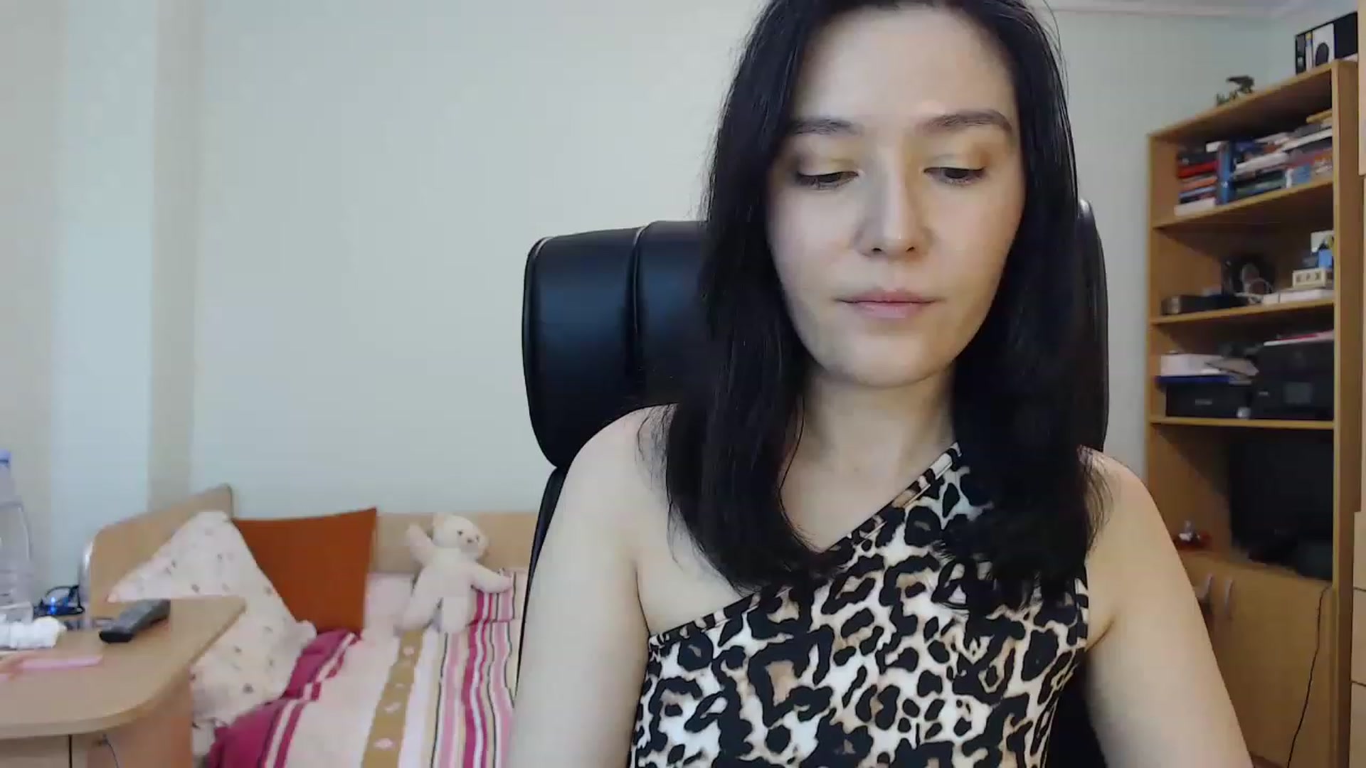 Gallery image thumbnail from TheMorrigan_'s myfreecams stream on, 04/08/2023, 20:16 image 11 of 20