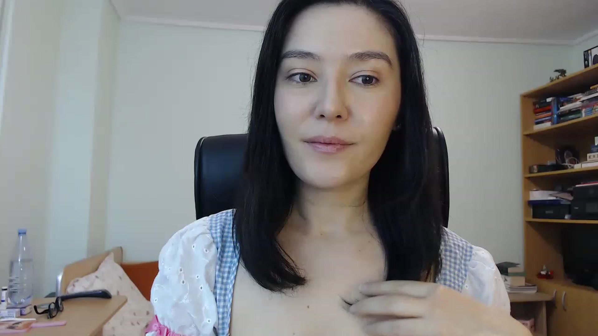Gallery image thumbnail from TheMorrigan_'s myfreecams stream on, 04/09/2023, 19:09 image 2 of 20