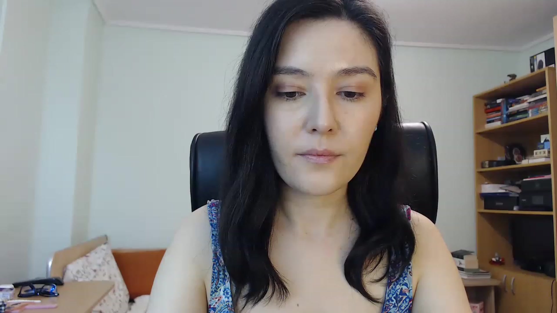 Gallery image thumbnail from TheMorrigan_'s myfreecams stream on, 04/12/2023, 19:54 image 4 of 20