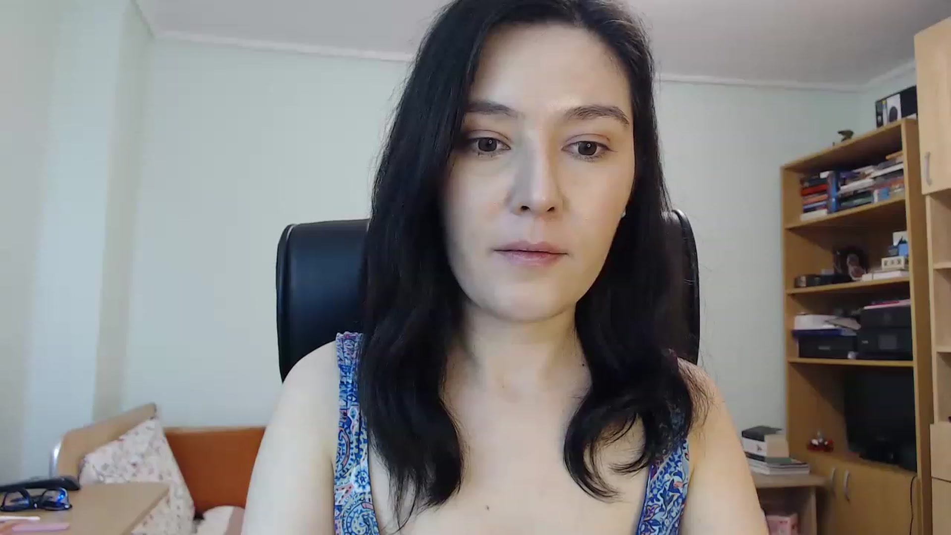 Gallery image thumbnail from TheMorrigan_'s myfreecams stream on, 04/12/2023, 19:54 image 9 of 20