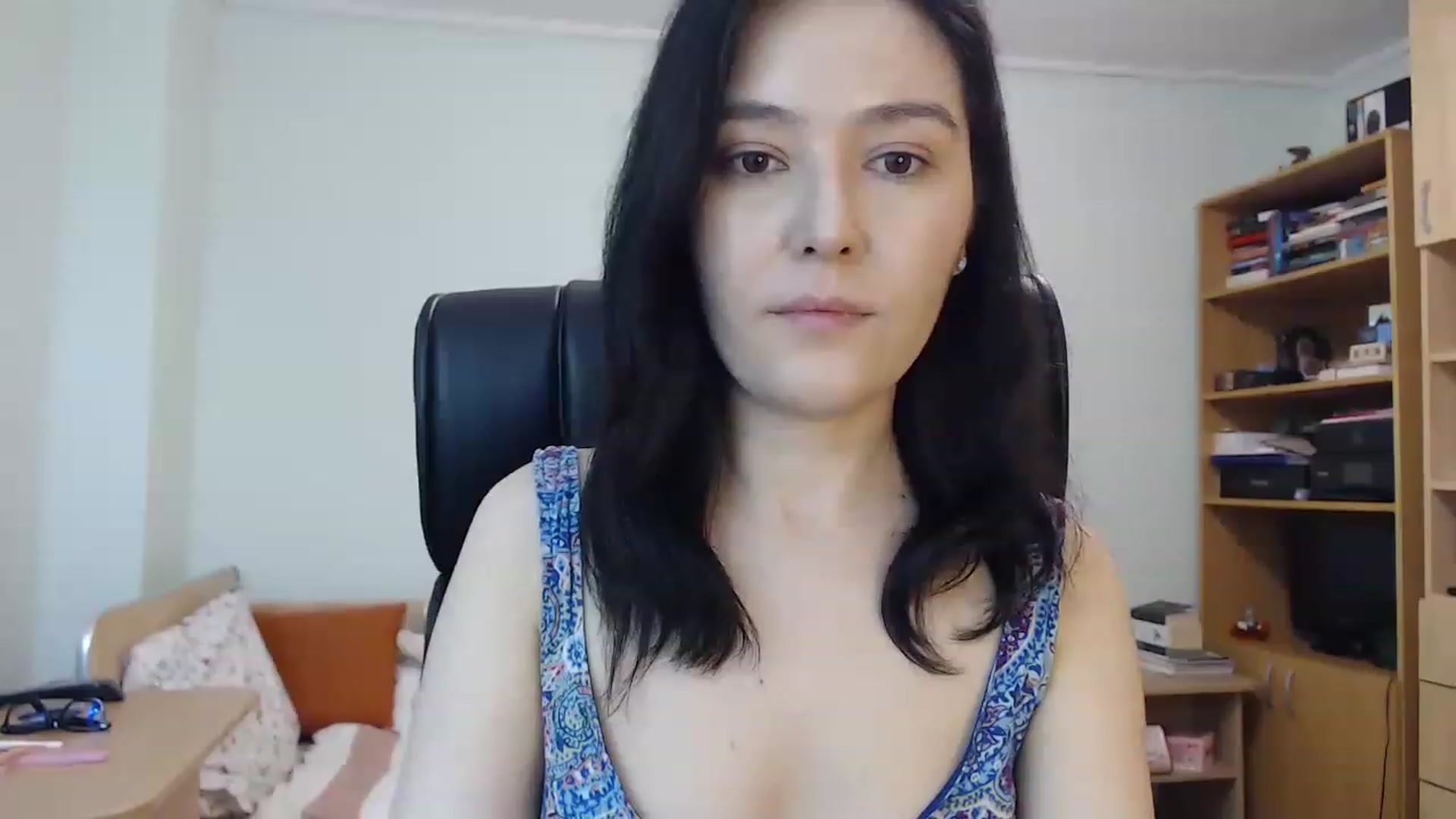 Gallery image thumbnail from TheMorrigan_'s myfreecams stream on, 04/12/2023, 19:54 image 10 of 20