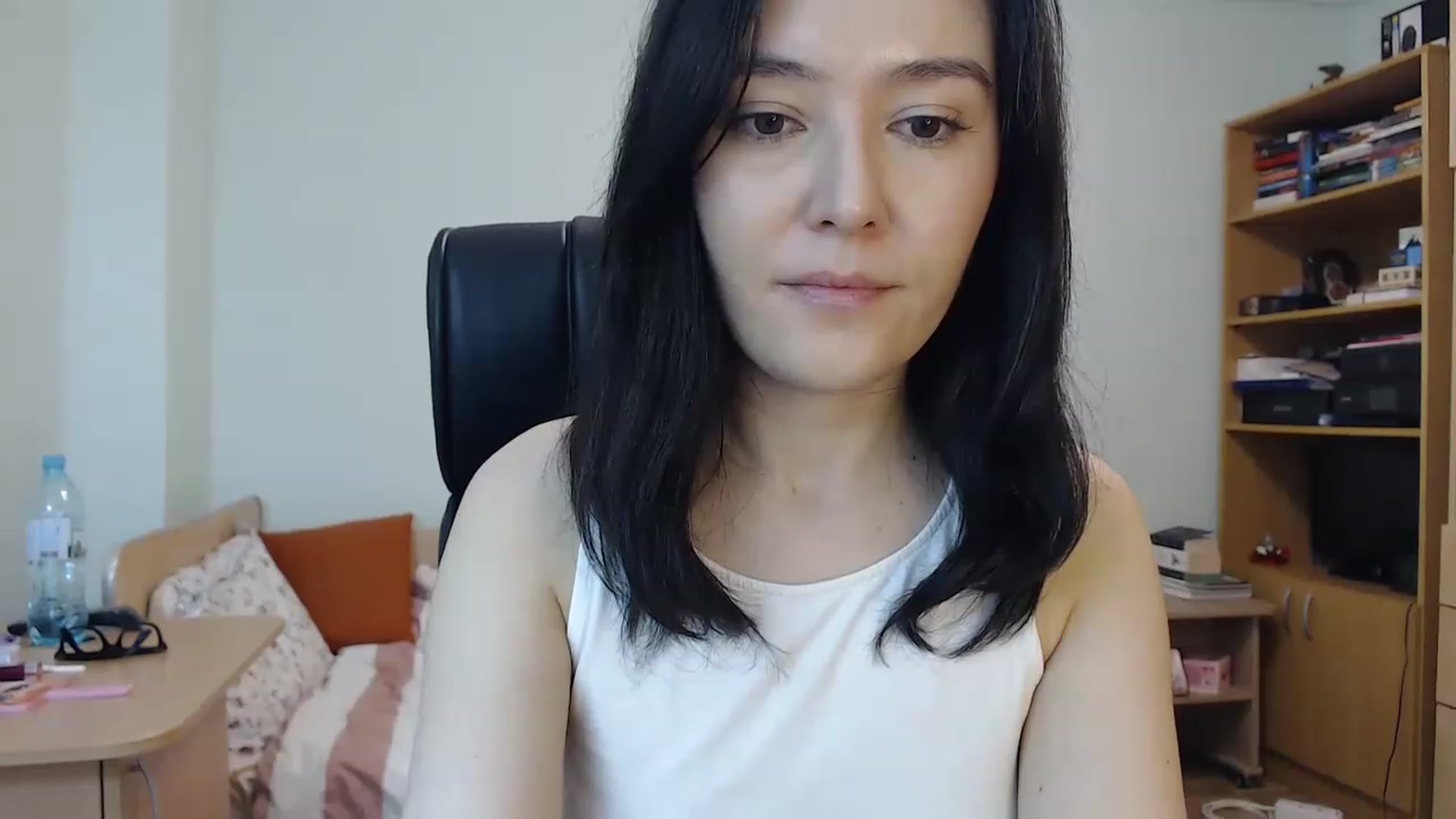 Gallery image thumbnail from TheMorrigan_'s myfreecams stream on, 04/13/2023, 20:17 image 18 of 20