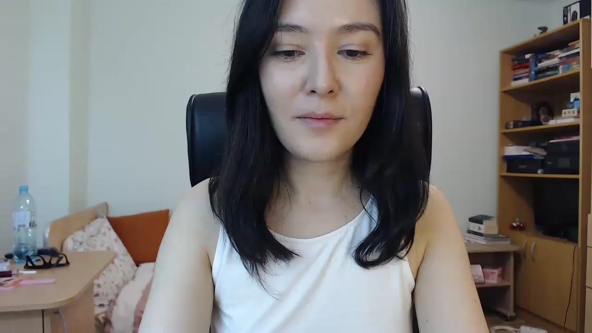 Gallery image thumbnail from TheMorrigan_'s myfreecams stream on, 04/13/2023, 20:17 image 16 of 20