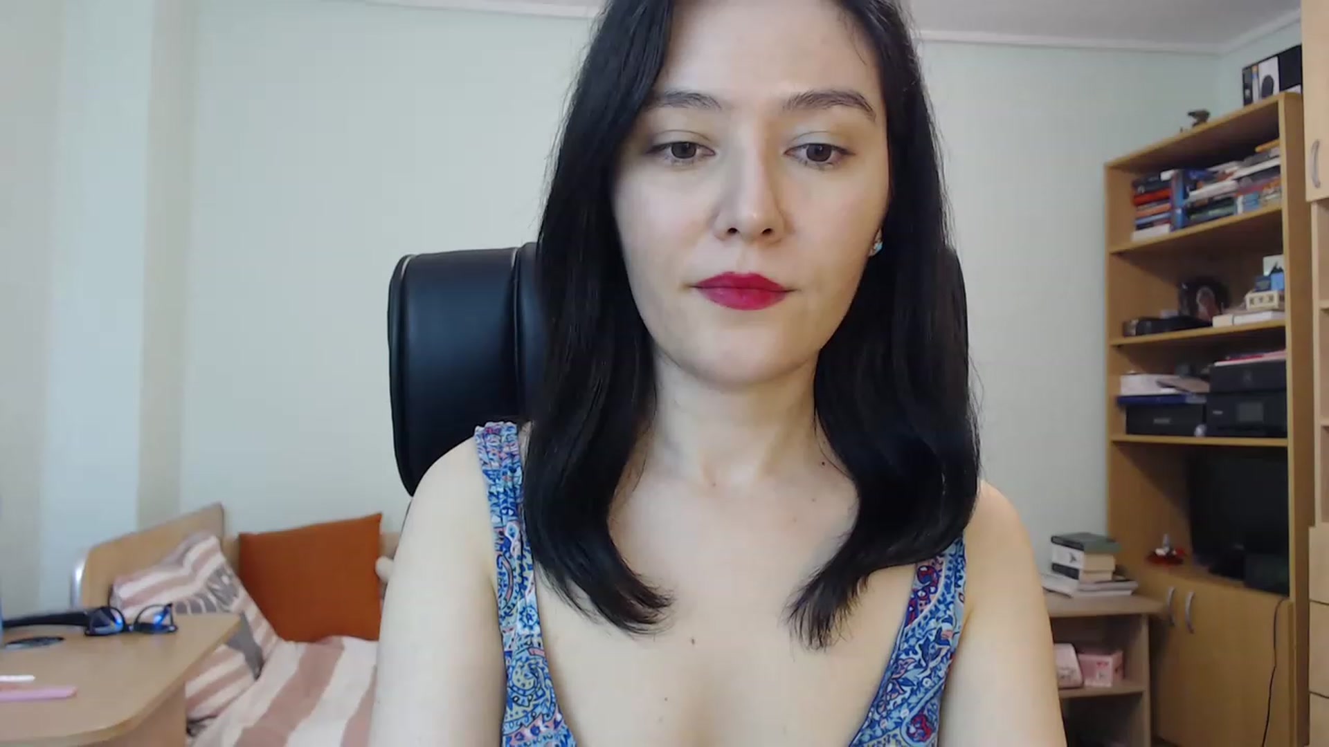 Gallery image thumbnail from TheMorrigan_'s myfreecams stream on, 04/27/2023, 20:50 image 18 of 20