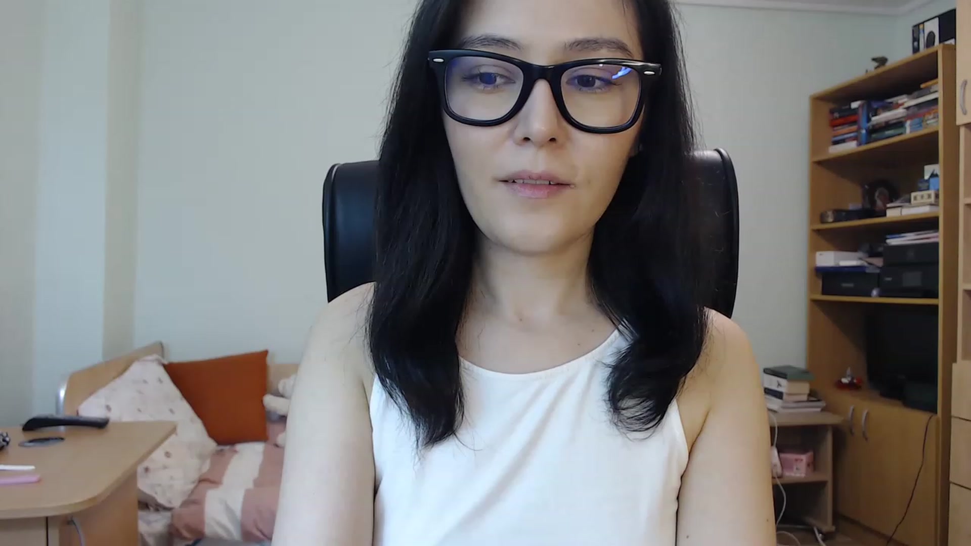 Gallery image thumbnail from TheMorrigan_'s myfreecams stream on, 05/11/2023, 19:30 image 12 of 20