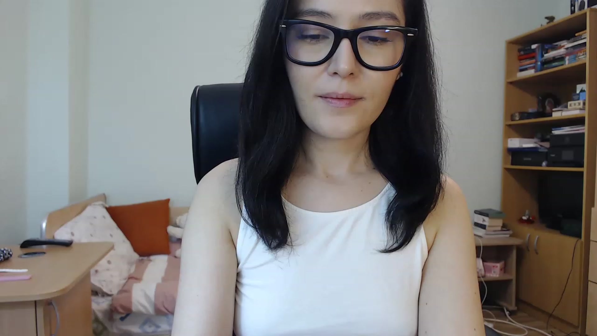 Gallery image thumbnail from TheMorrigan_'s myfreecams stream on, 05/11/2023, 19:30 image 6 of 20