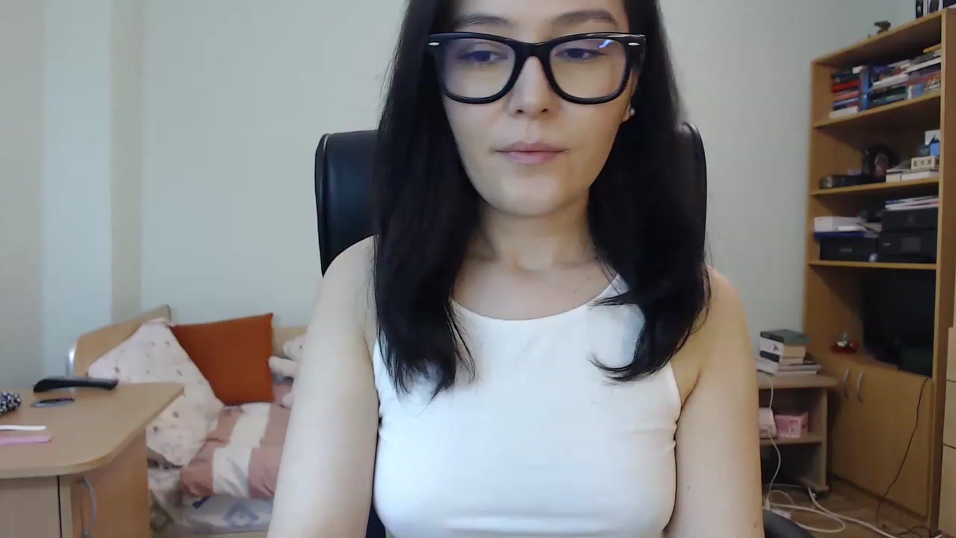 Gallery image thumbnail from TheMorrigan_'s myfreecams stream on, 05/11/2023, 19:30 image 4 of 20