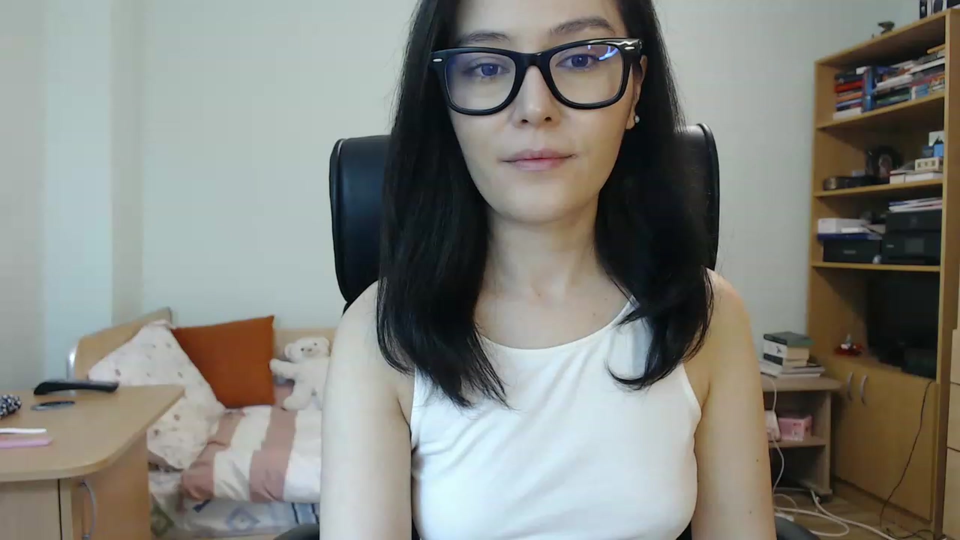 Gallery image thumbnail from TheMorrigan_'s myfreecams stream on, 05/11/2023, 19:30 image 3 of 20