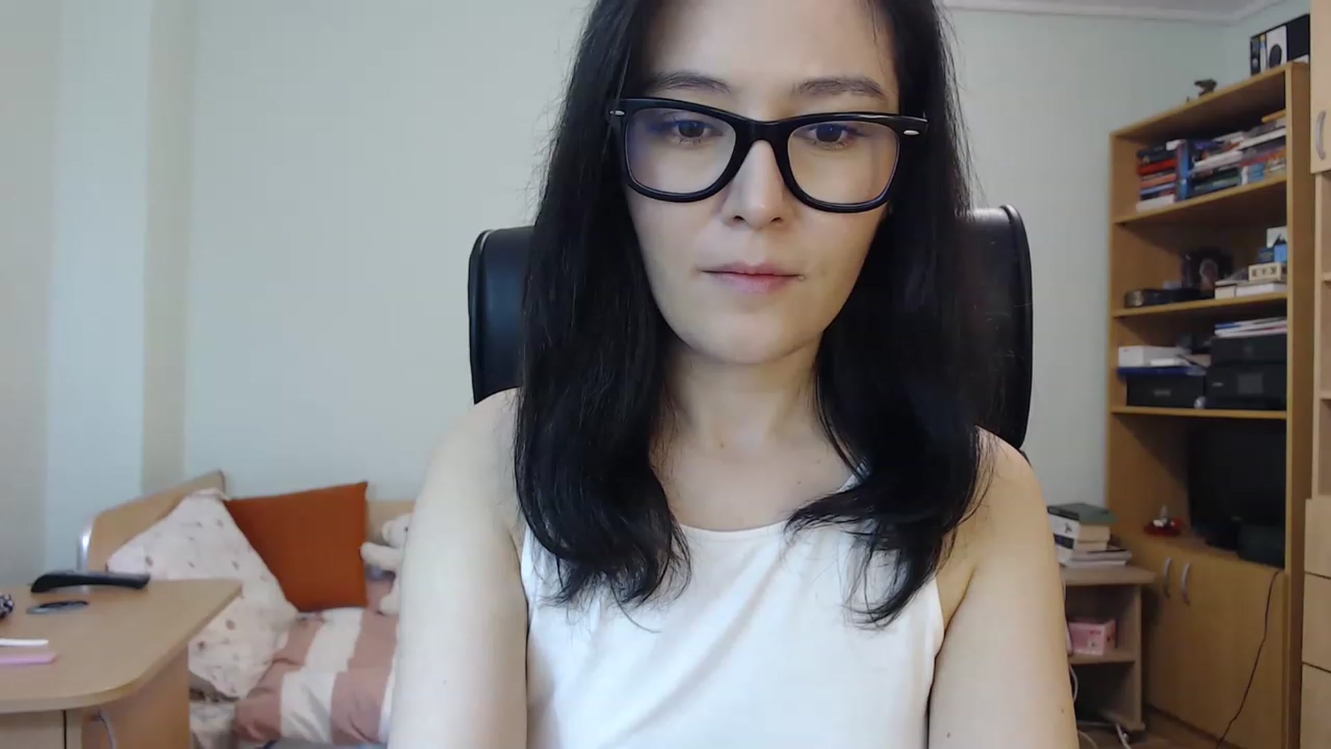Gallery image thumbnail from TheMorrigan_'s myfreecams stream on, 05/11/2023, 19:30 image 14 of 20