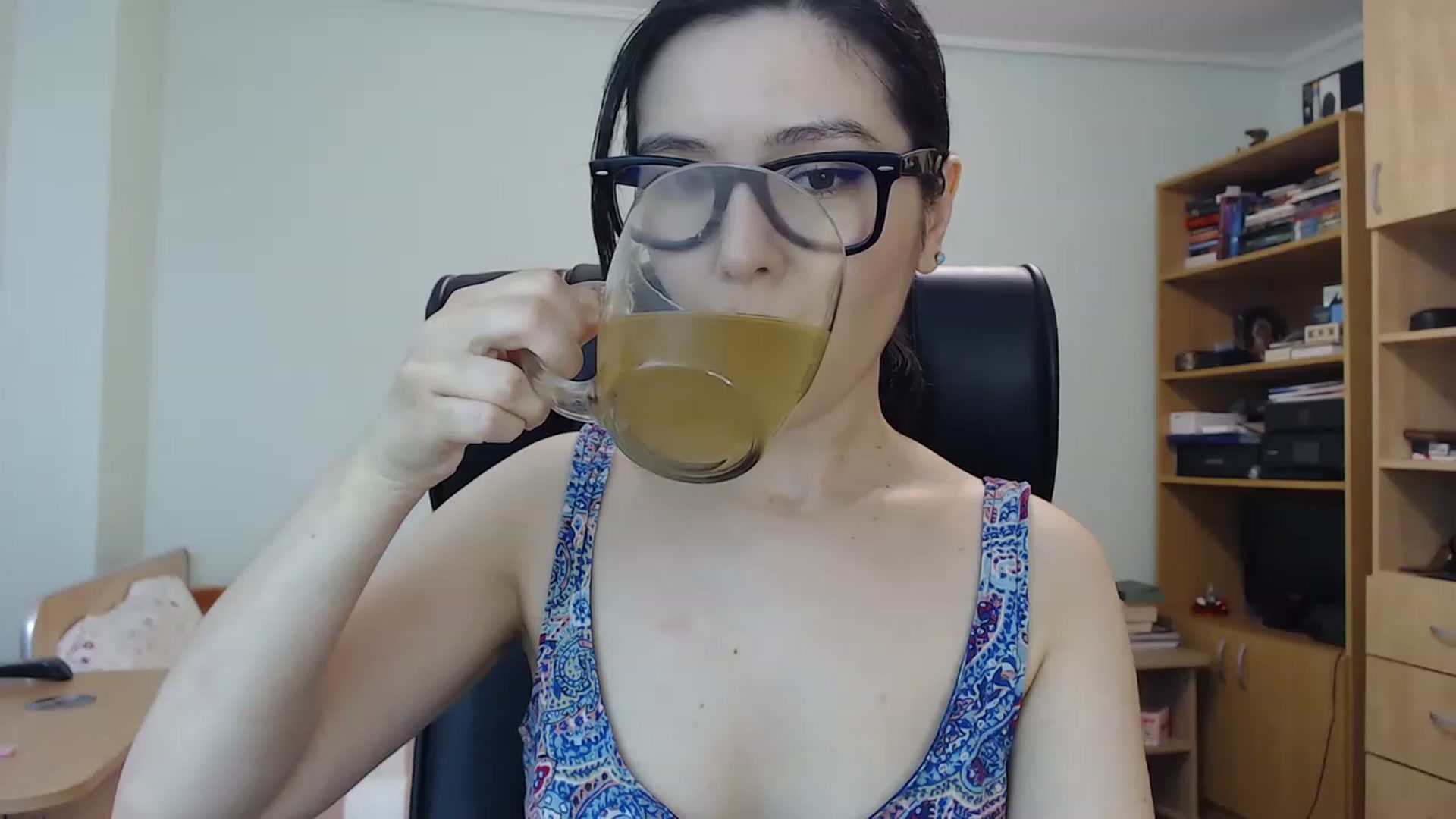 Gallery image thumbnail from TheMorrigan_'s myfreecams stream on, 05/17/2023, 19:17 image 15 of 20