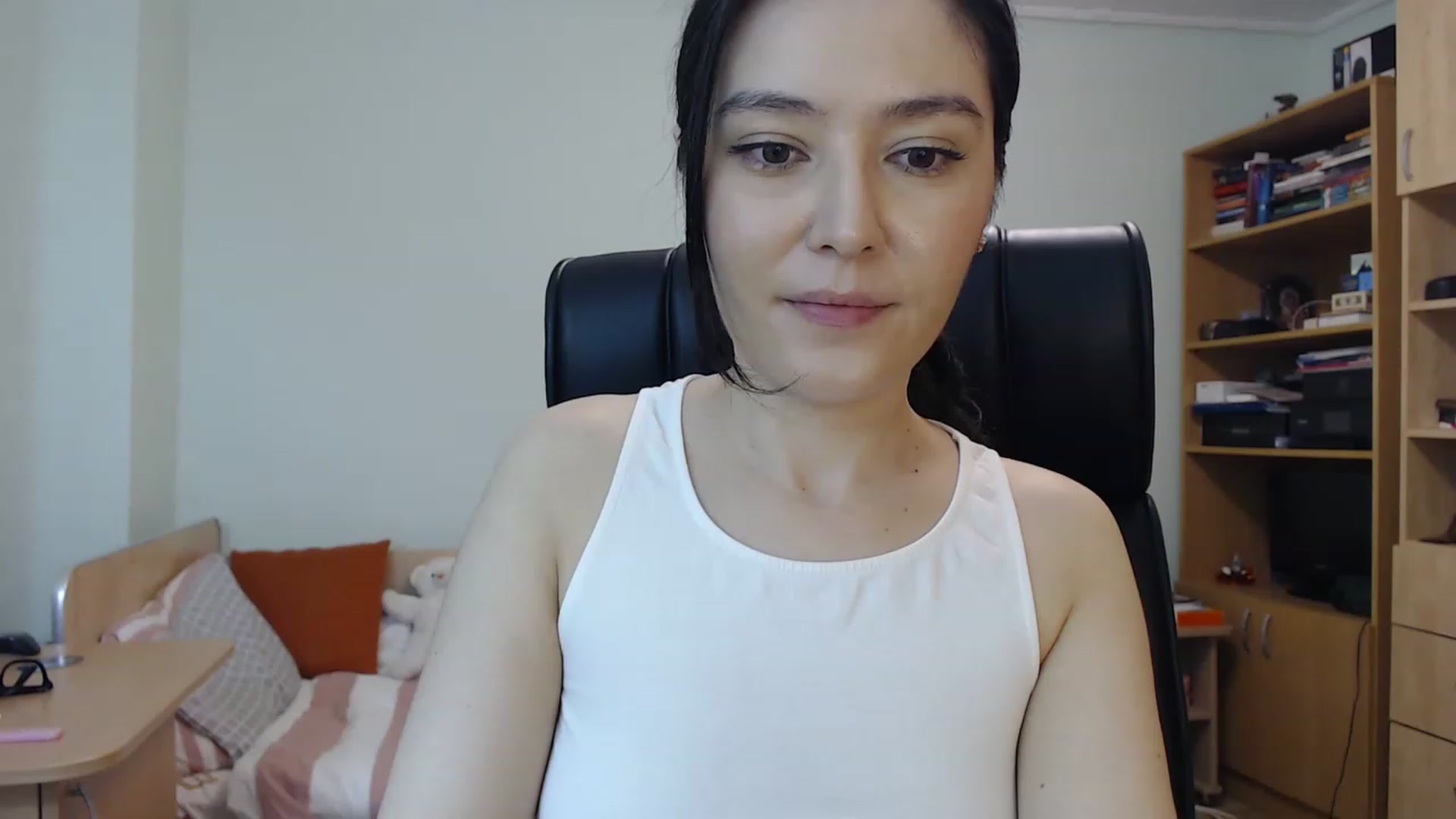 Gallery image thumbnail from TheMorrigan_'s myfreecams stream on, 05/30/2023, 21:07 image 18 of 20