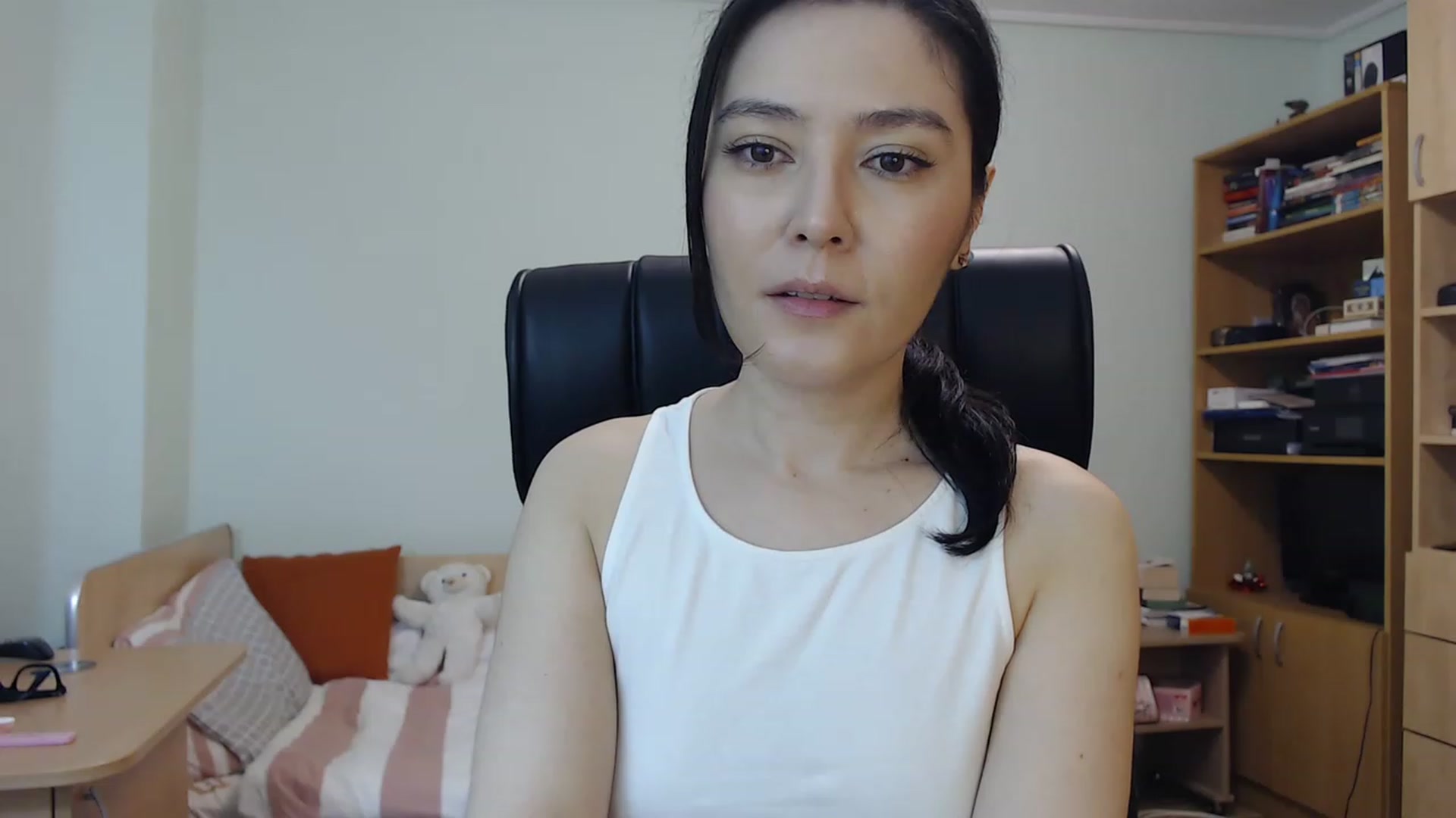Gallery image thumbnail from TheMorrigan_'s myfreecams stream on, 05/30/2023, 21:07 image 5 of 20