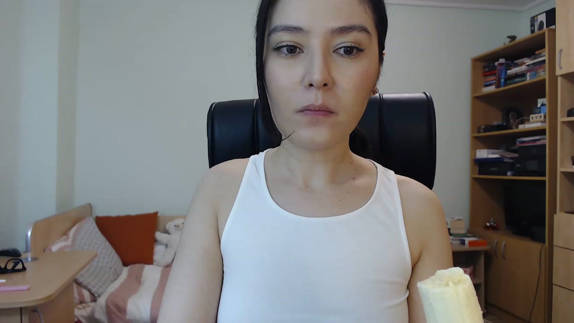Gallery image thumbnail from TheMorrigan_'s myfreecams stream on, 05/30/2023, 21:07 image 13 of 20