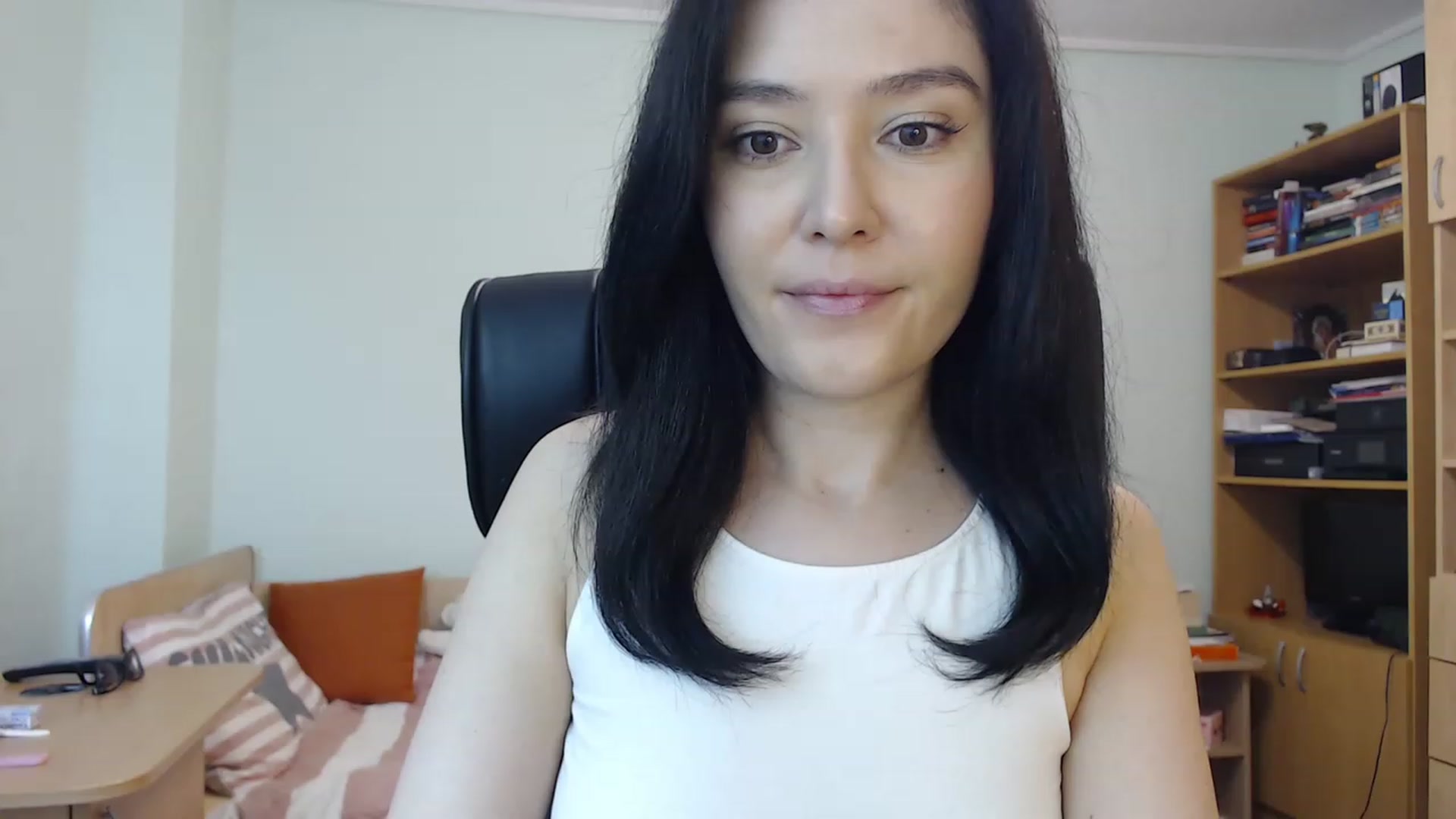 Gallery image thumbnail from TheMorrigan_'s myfreecams stream on, 06/08/2023, 20:34 image 1 of 20