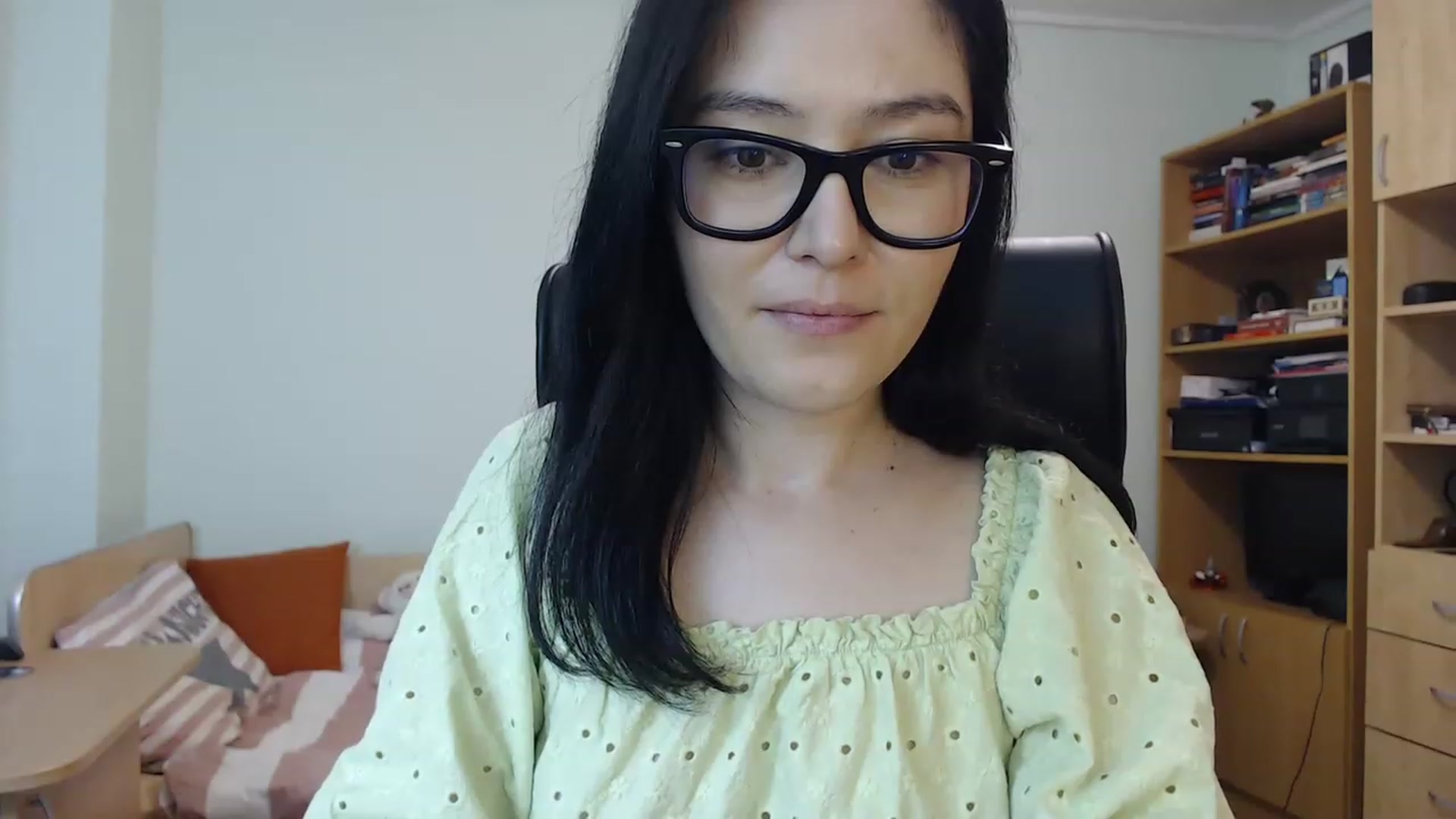Gallery image thumbnail from TheMorrigan_'s myfreecams stream on, 06/09/2023, 20:39 image 19 of 20