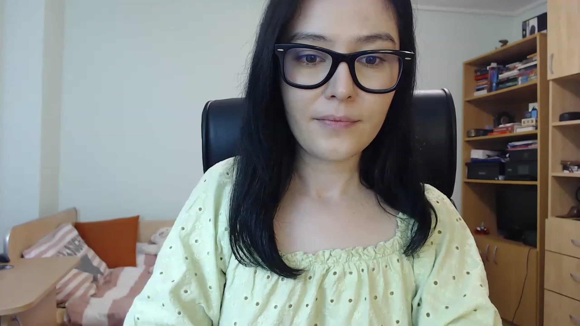 Gallery image thumbnail from TheMorrigan_'s myfreecams stream on, 06/09/2023, 20:39 image 16 of 20