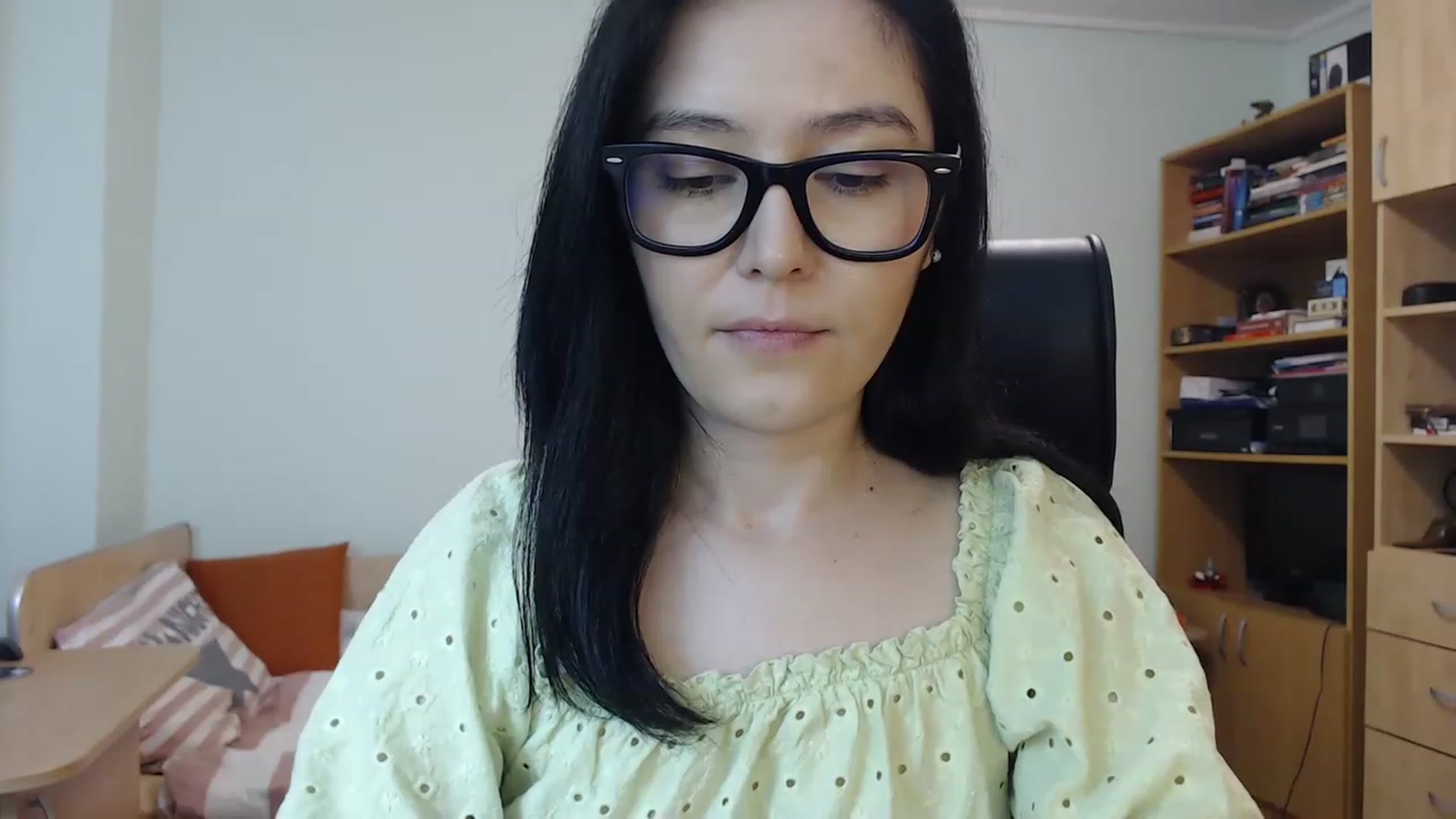 Gallery image thumbnail from TheMorrigan_'s myfreecams stream on, 06/09/2023, 20:39 image 20 of 20