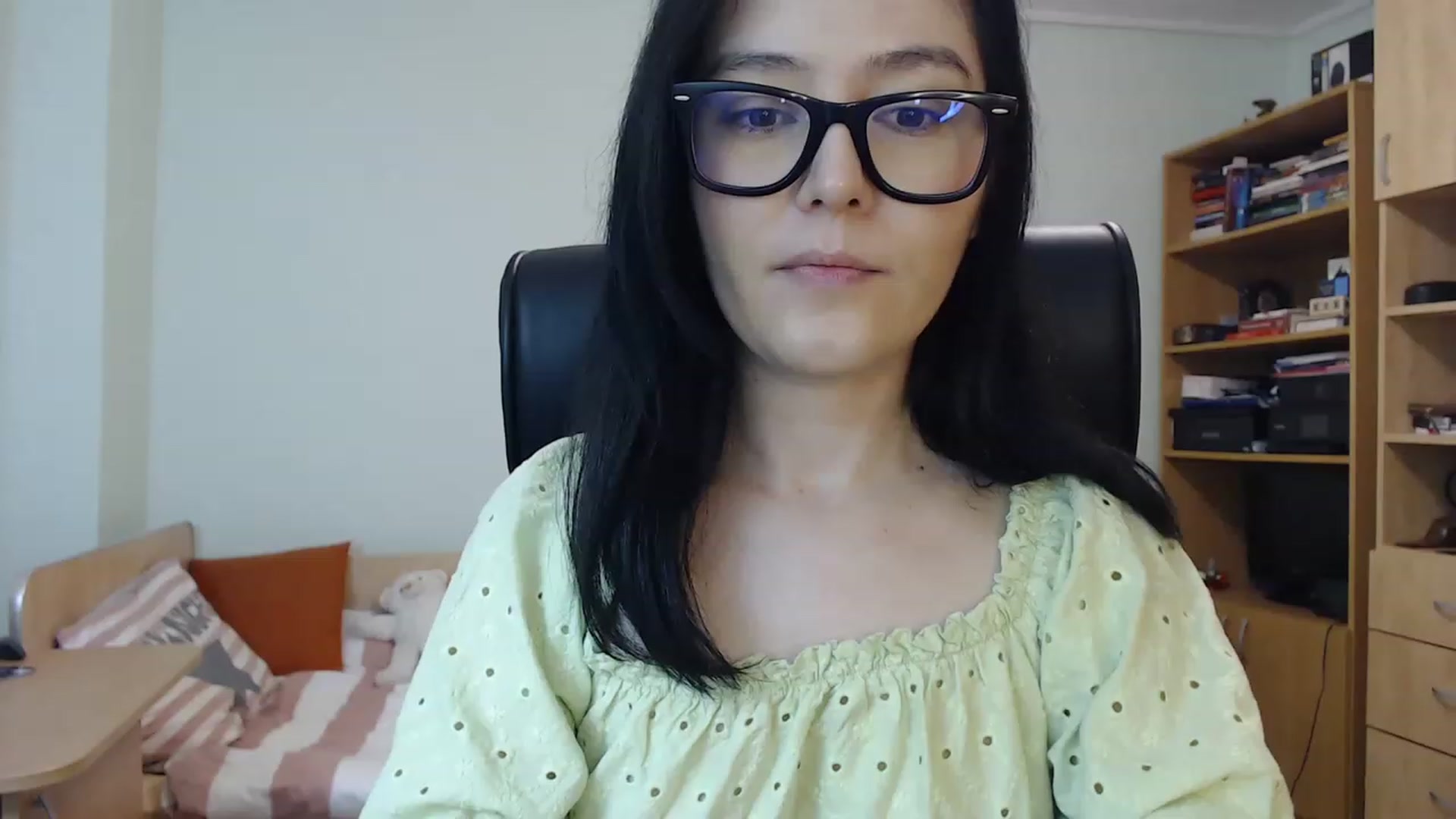 Gallery image thumbnail from TheMorrigan_'s myfreecams stream on, 06/09/2023, 20:39 image 15 of 20